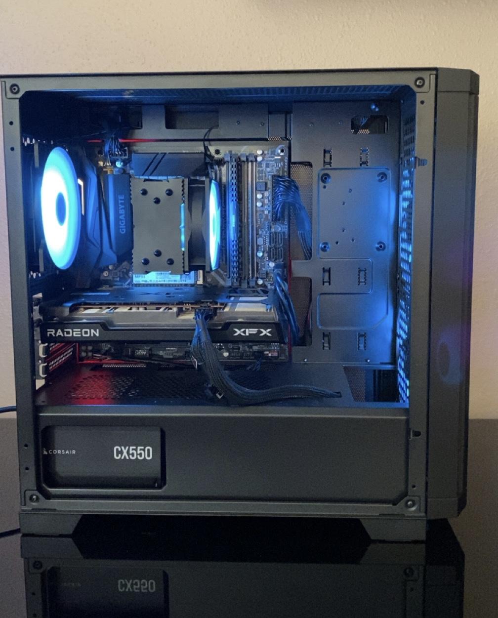 Intel I5 8400|rx 6600|16gb|500gb|