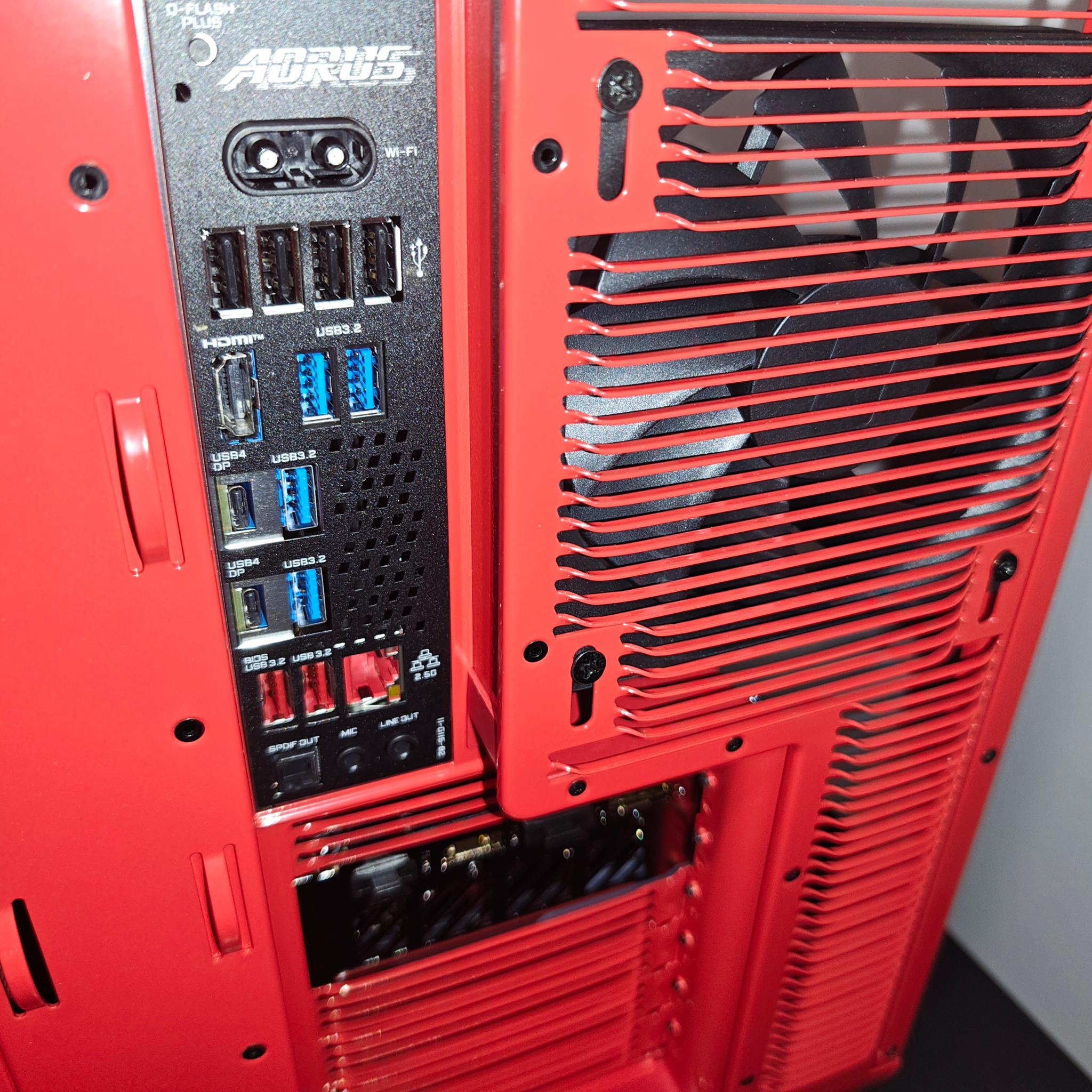 ELITE Performance CUSTOM WARHAMMER 40k GAMING PC, 9070XT, 4 TB nvme, 48 GB ddr 5 ram!