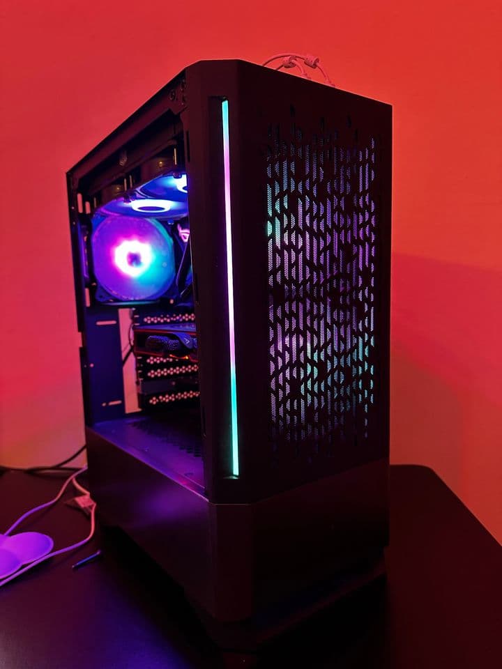 AMD 5600X/RX 6700XT GAMING PC