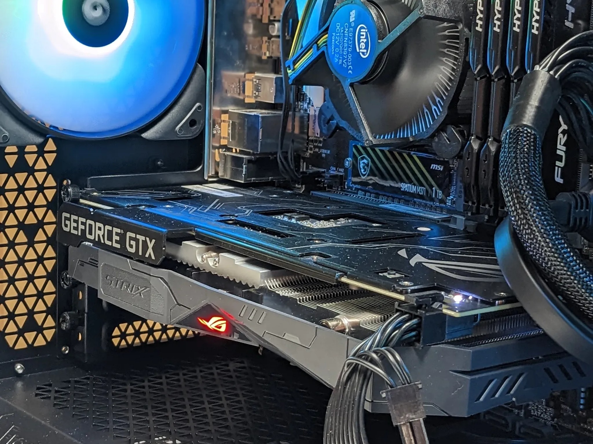 Intel i5-6400 & GTX 1650 Super - RGB Case & WiFi