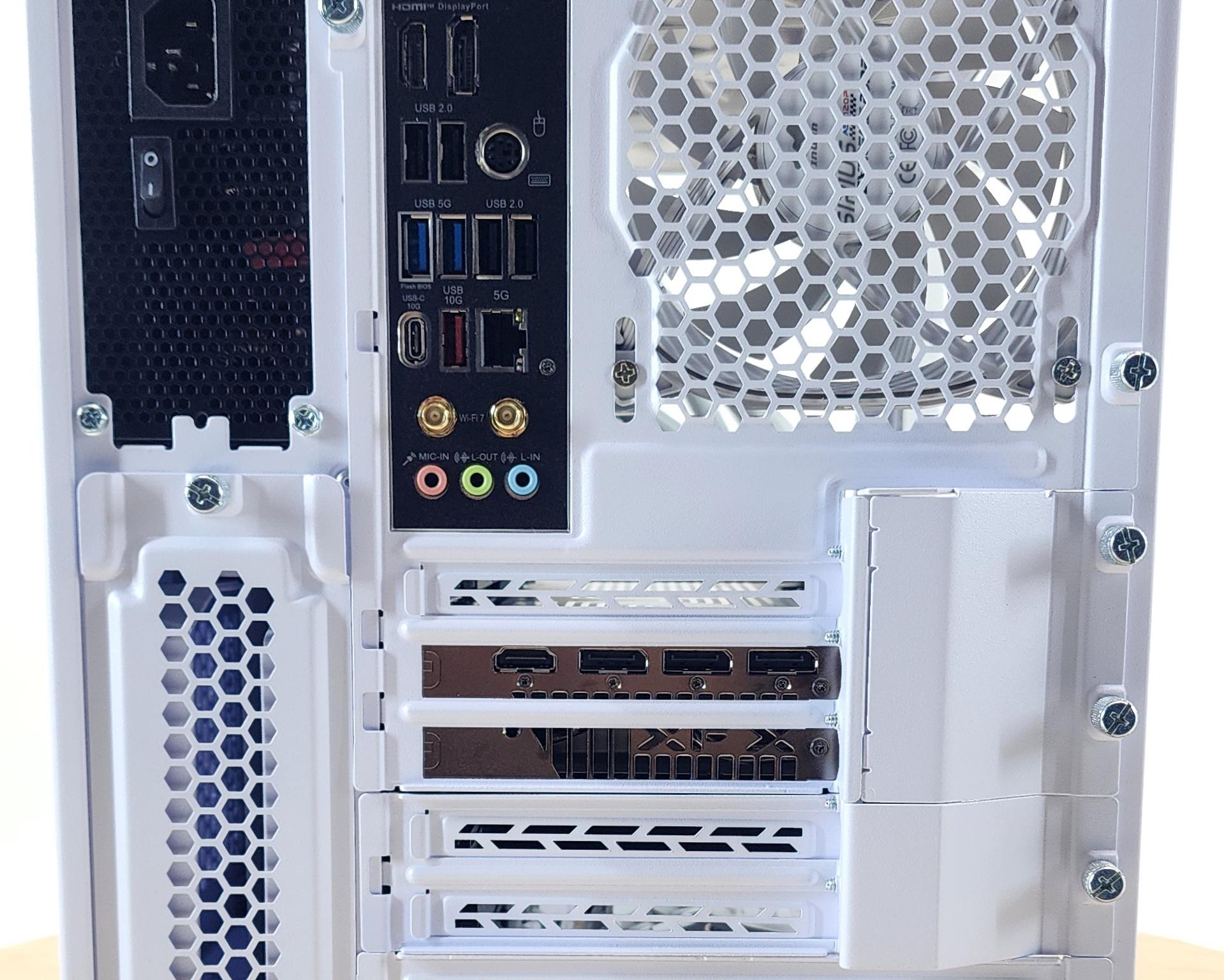 Gaming PC Ultra 7 265K 32GB RAM 1TB SSD RX 9070 XT 16GB Windows 11 PC