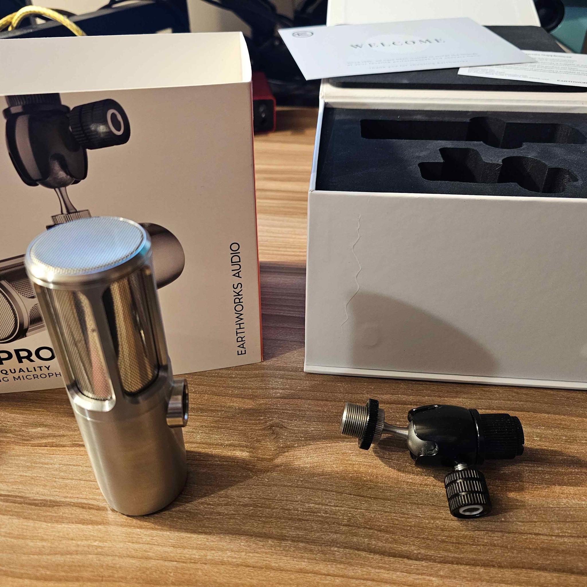Earthworks Icon Pro XLR Streaming Microphone