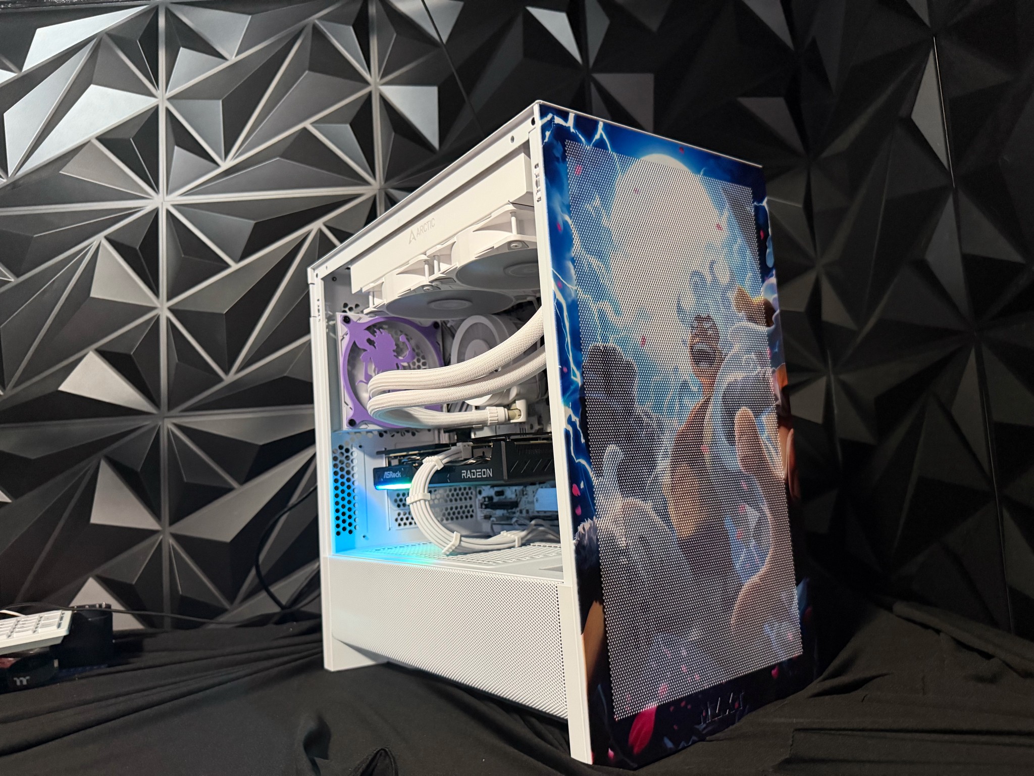⚡☁️ GEAR 5 ☁️⚡Ryzen 5 7600X3D| RX 9060XT 16 GB | 32 GB DDR5| 1.5 TB NVME| 650W PSU