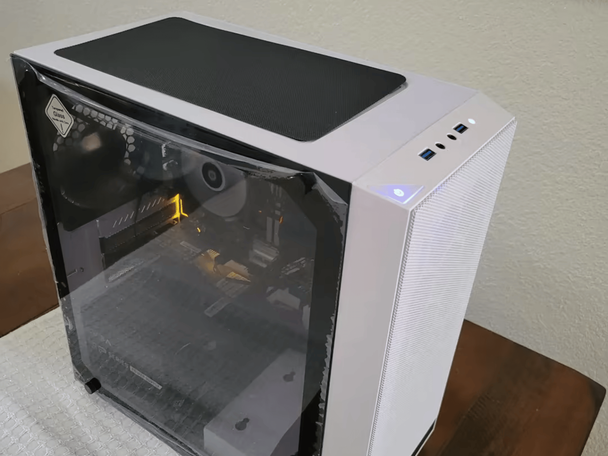 White Office PC