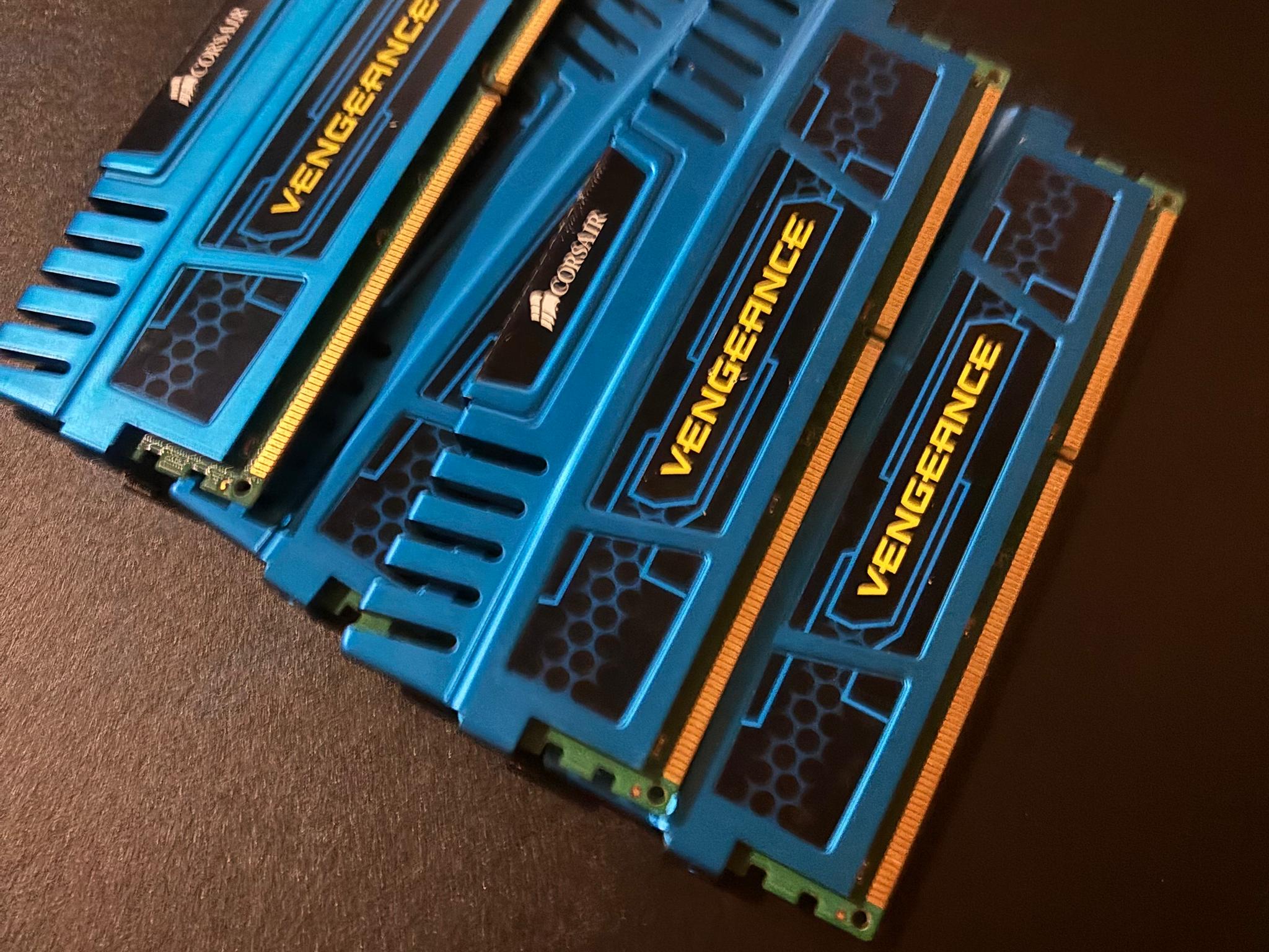 16 gigabytes Ddr3 1600mhz