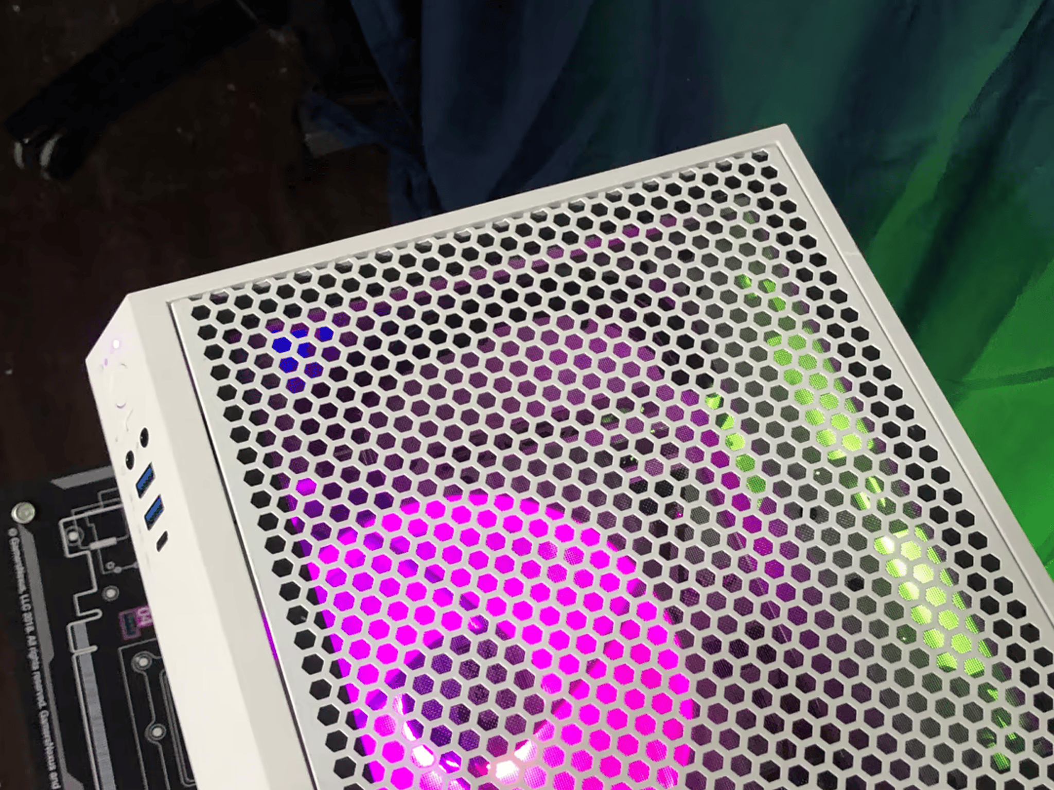 All-new showcase gaming computer-1440p and VR Ready! 2-year warranty included!