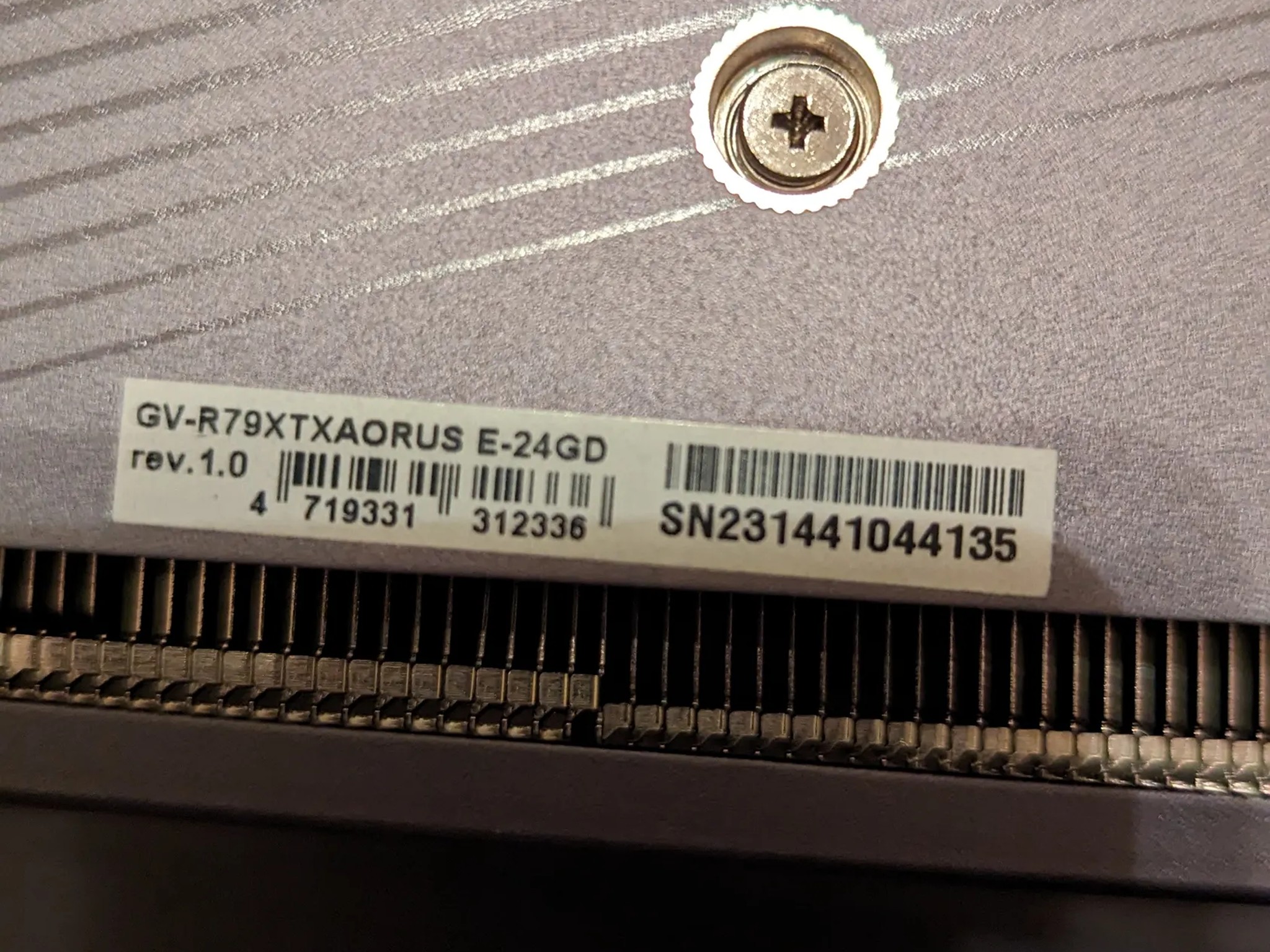 White AORUS Radeon™ RX 7900 XTX ELITE 24G