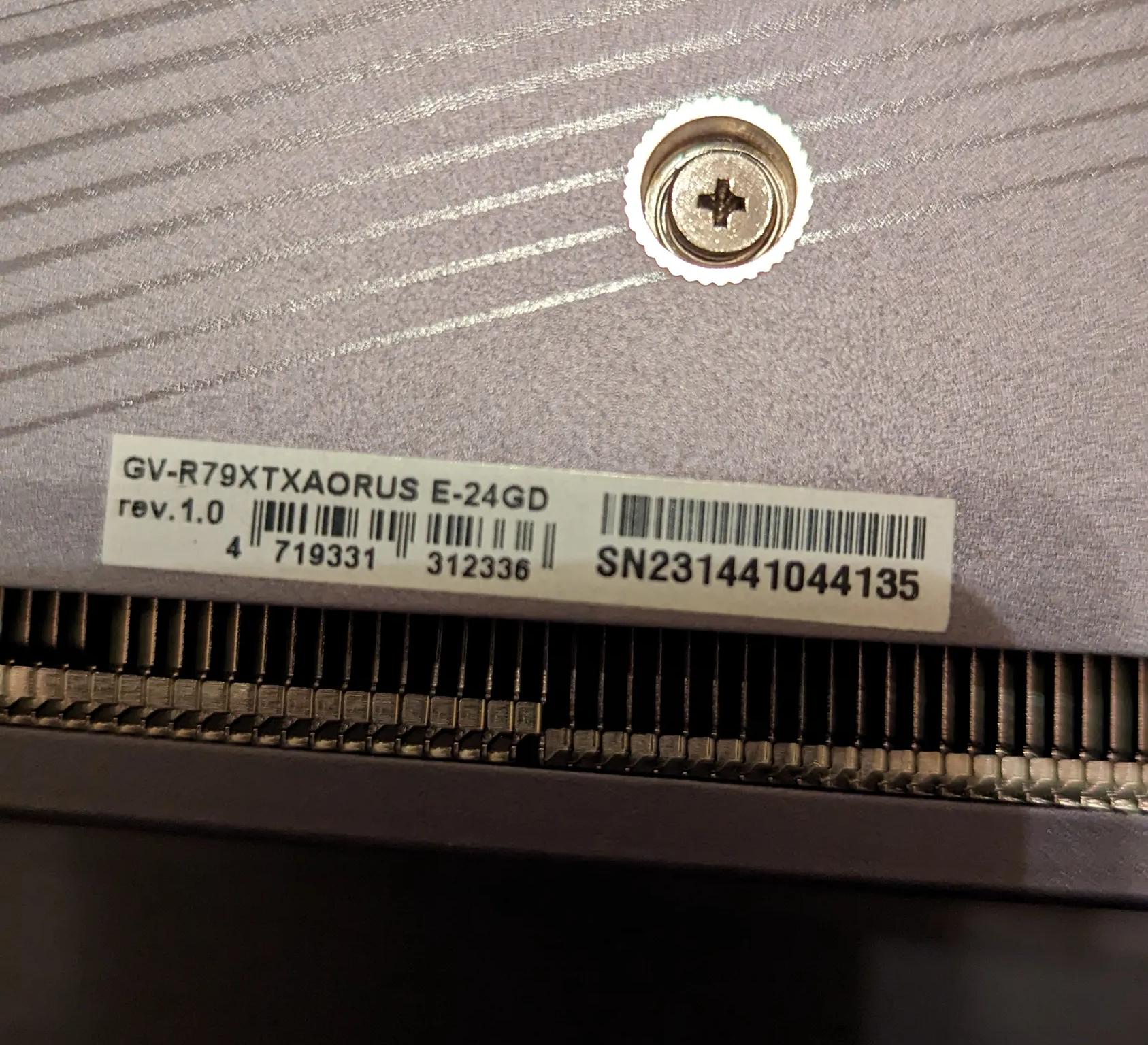 White AORUS Radeon™ RX 7900 XTX ELITE 24G