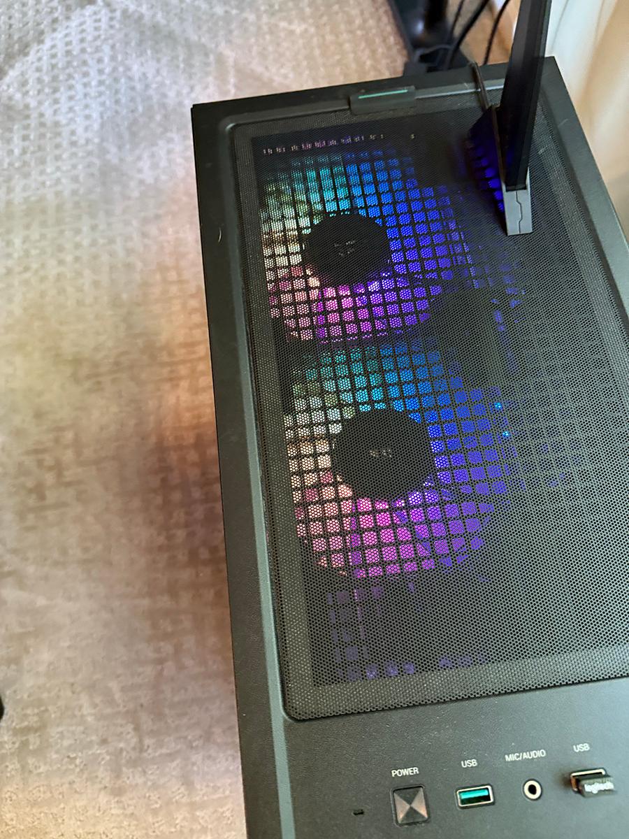 Gaming PC - RTX 4090, i7-13700KF, 32GB RAM, 2TB NVMe SSD