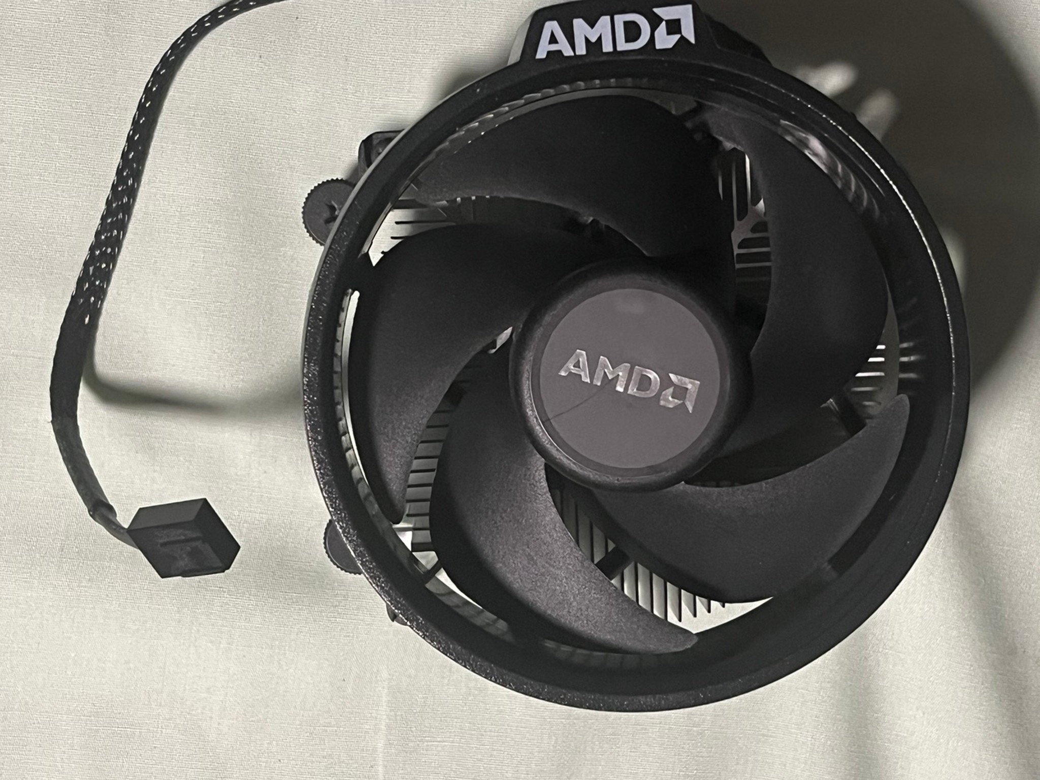 AMD Ryzen 5 5600G WITH COOLER