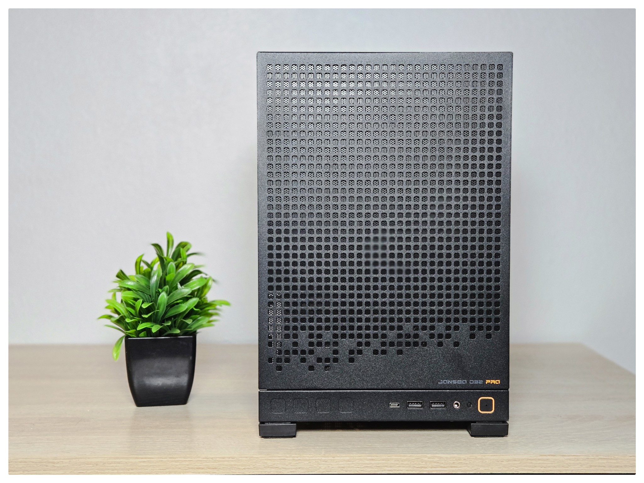 Ryzen 5 7500X3D | RTX 5060 Ti 8GB | Blackout Gaming PC