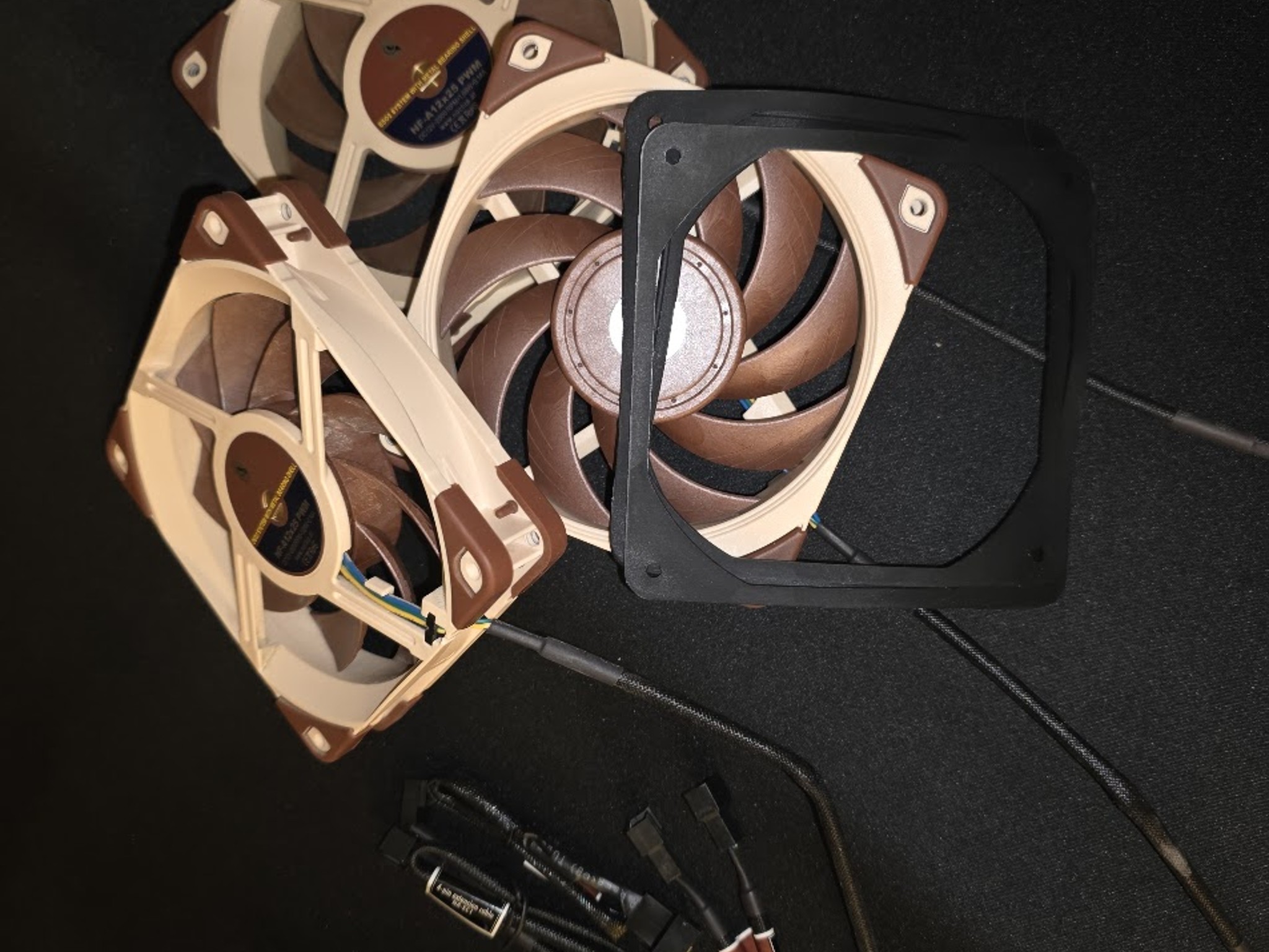 3X Noctua NF-A12x25 PWM, Premium Quiet Fan, 4-Pin (120mm, Brown)