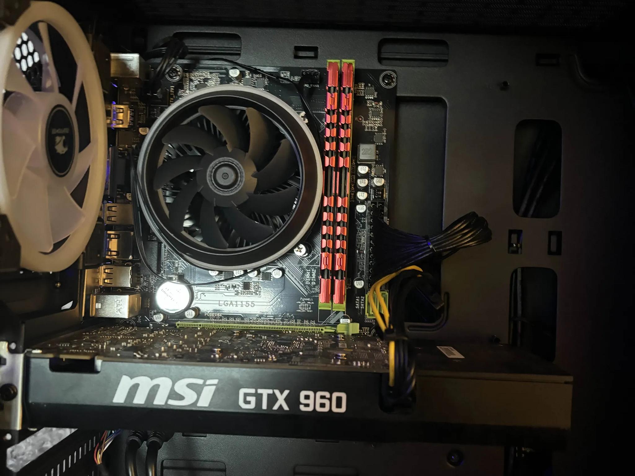 GAMING PC i5 16GB NVIDIA GTX 960 RGB Lighting RGB Fans Computer