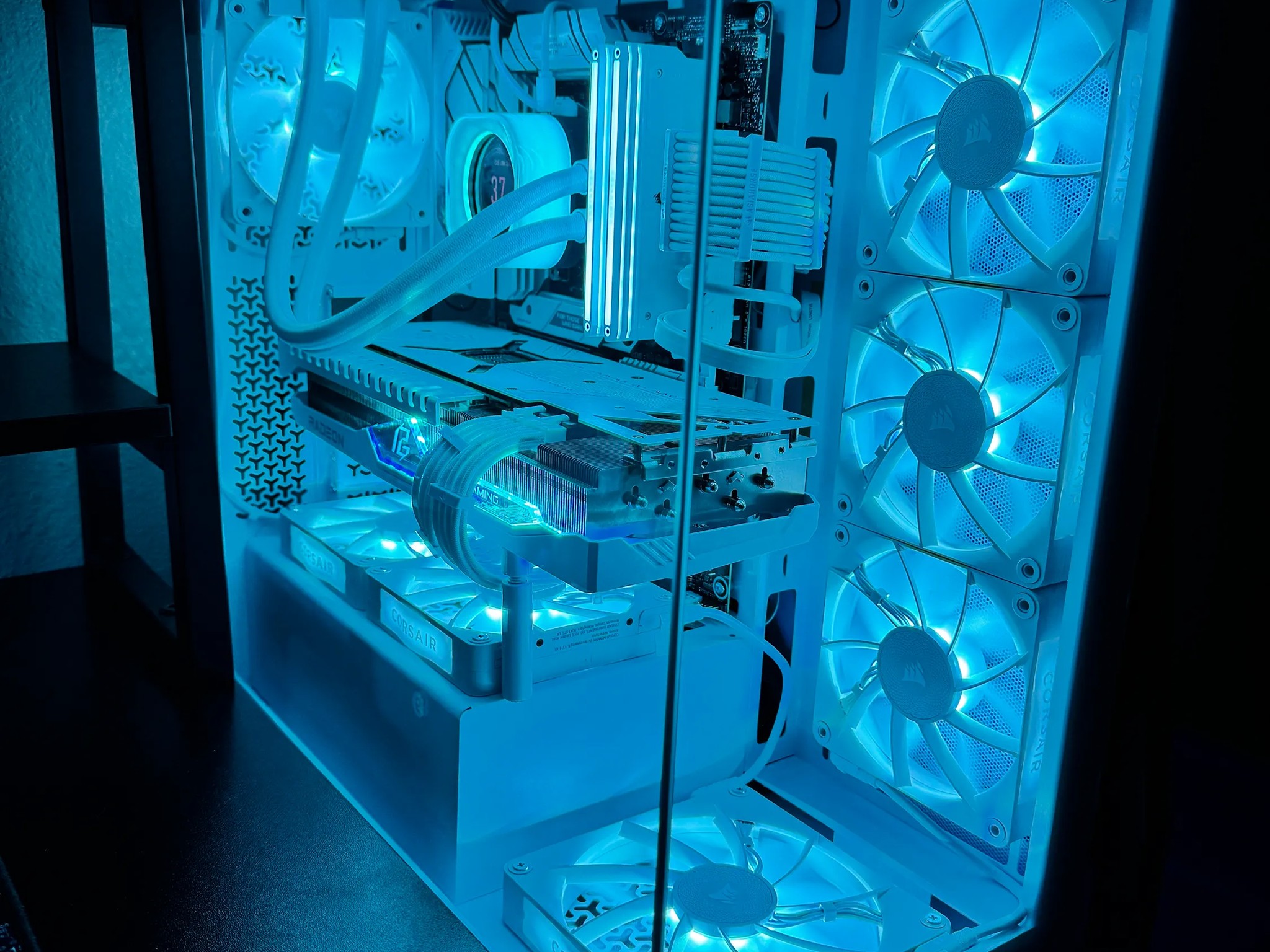 4K | 7800X3D - Frosted Powerhouse *No GPU*