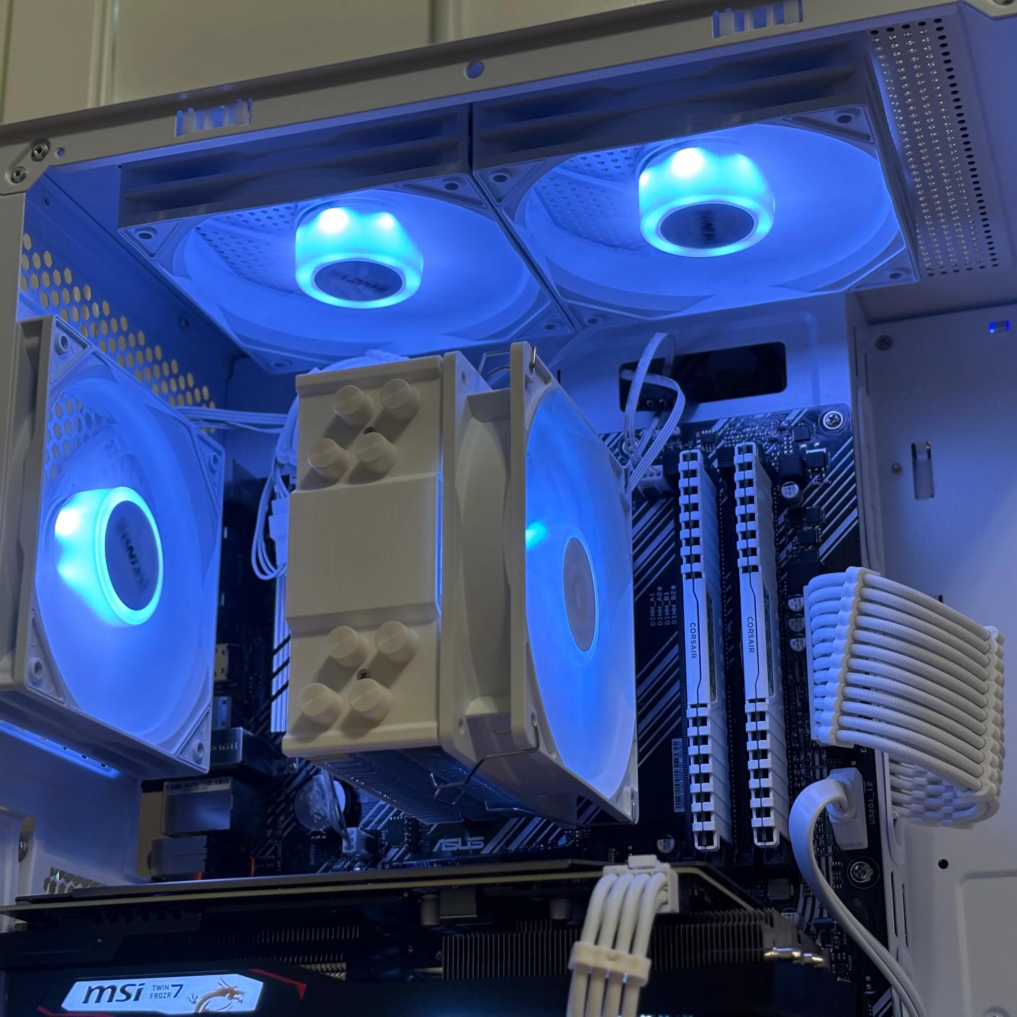 White RTX Fish Tank Gaming PC Wifi