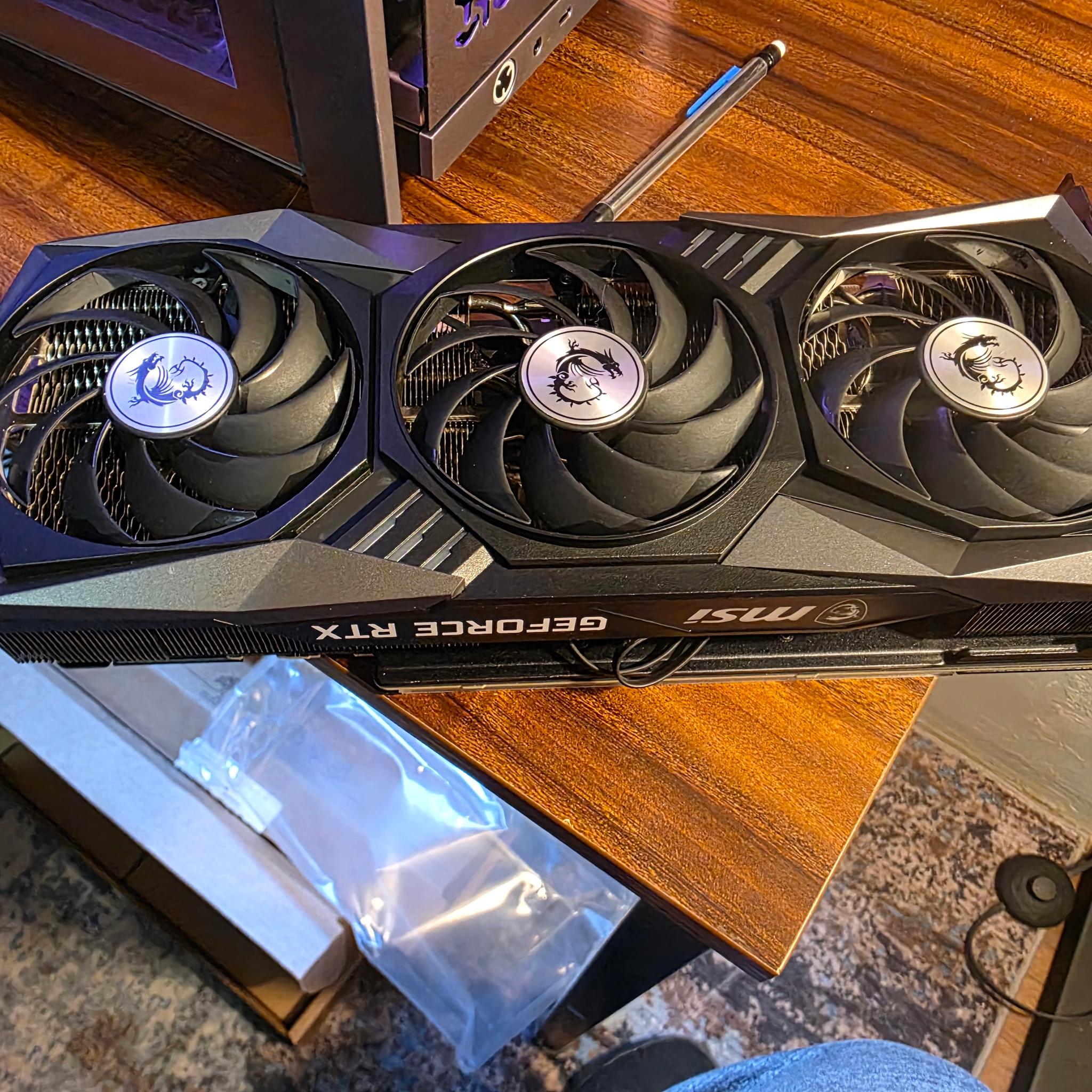 MSI GeForce RTX 3070 Ti GAMING TRIO