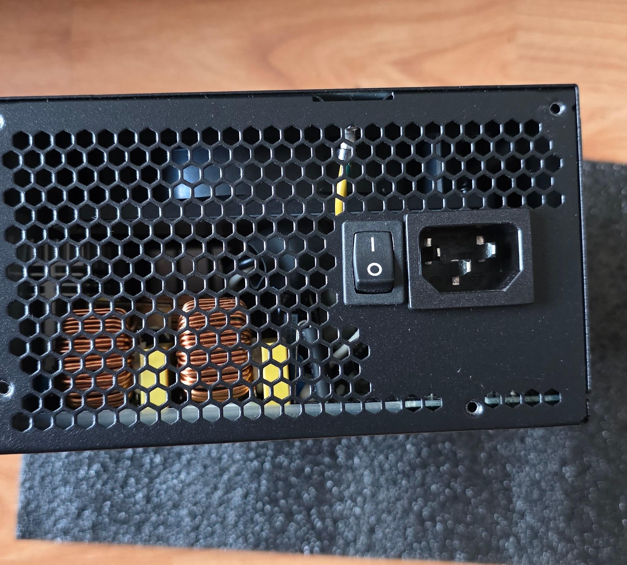 Cooler Master MWE 650 Gold Full Modular 650W 80+ Gold ATX Power Supply