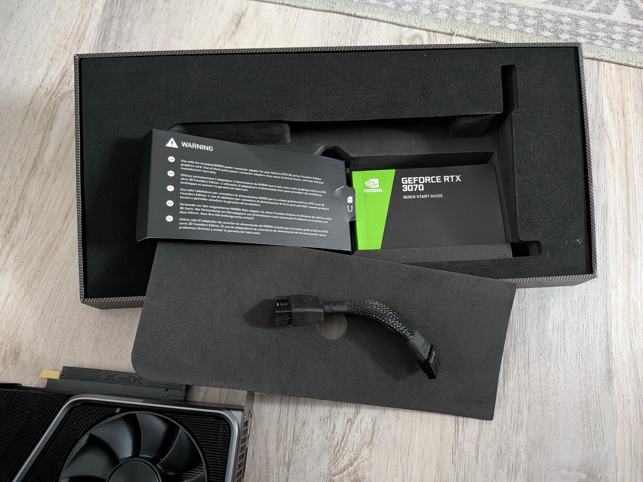 NVIDIA GeForce RTX 3070 Founders Edition w/box and 12 pin power