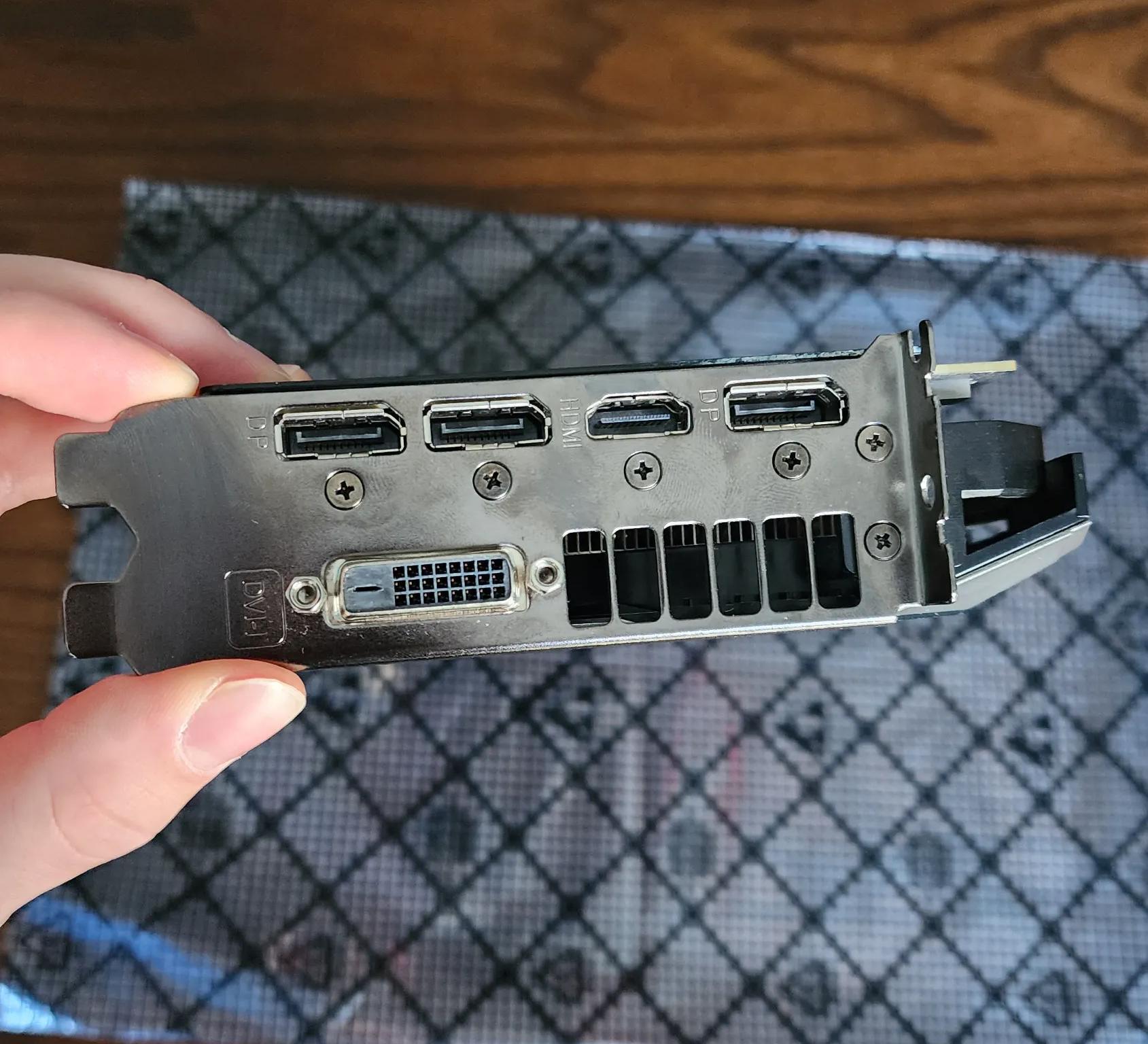 Asus Strix Radeon RX R9 390X