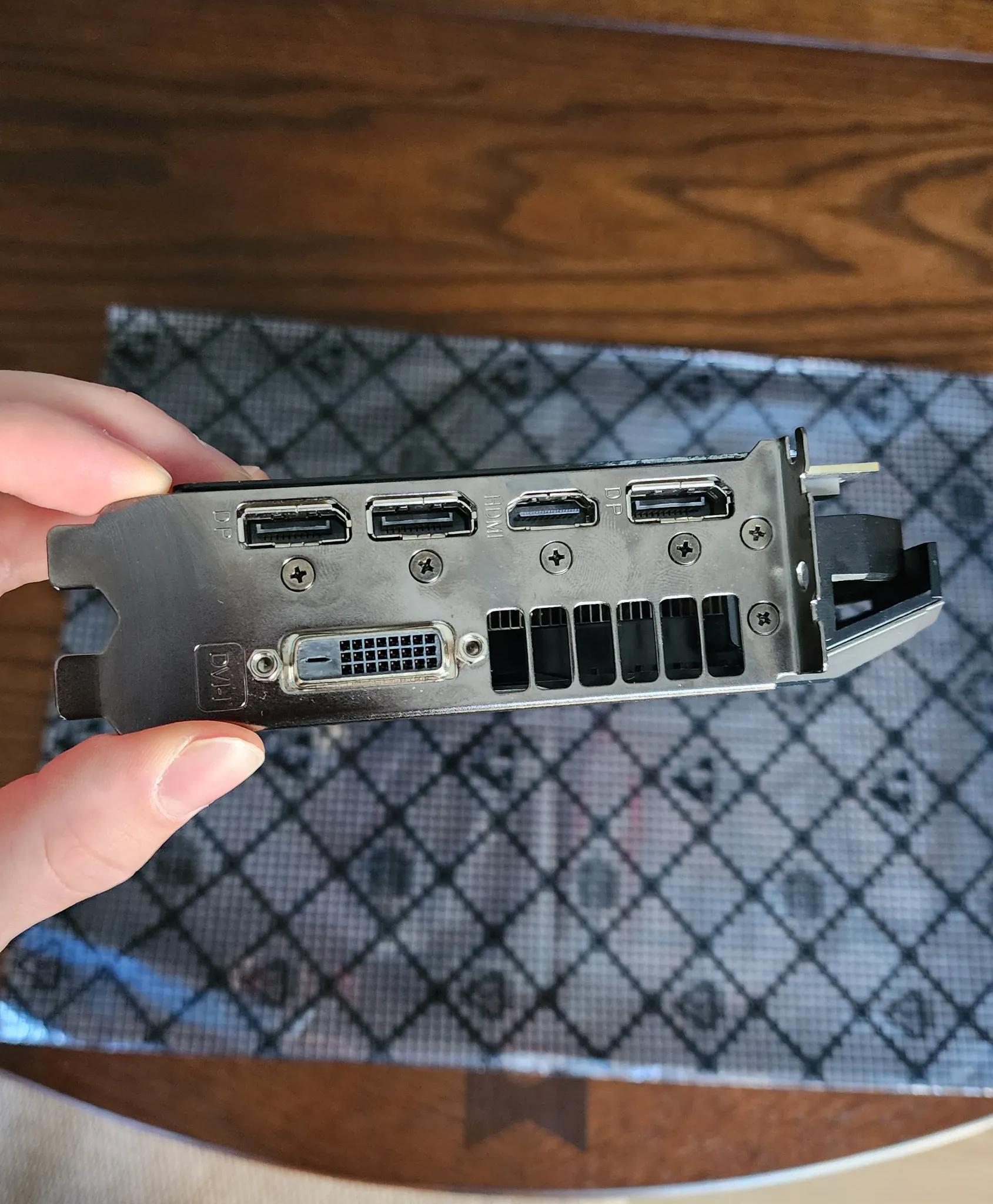 Asus Strix Radeon RX R9 390X