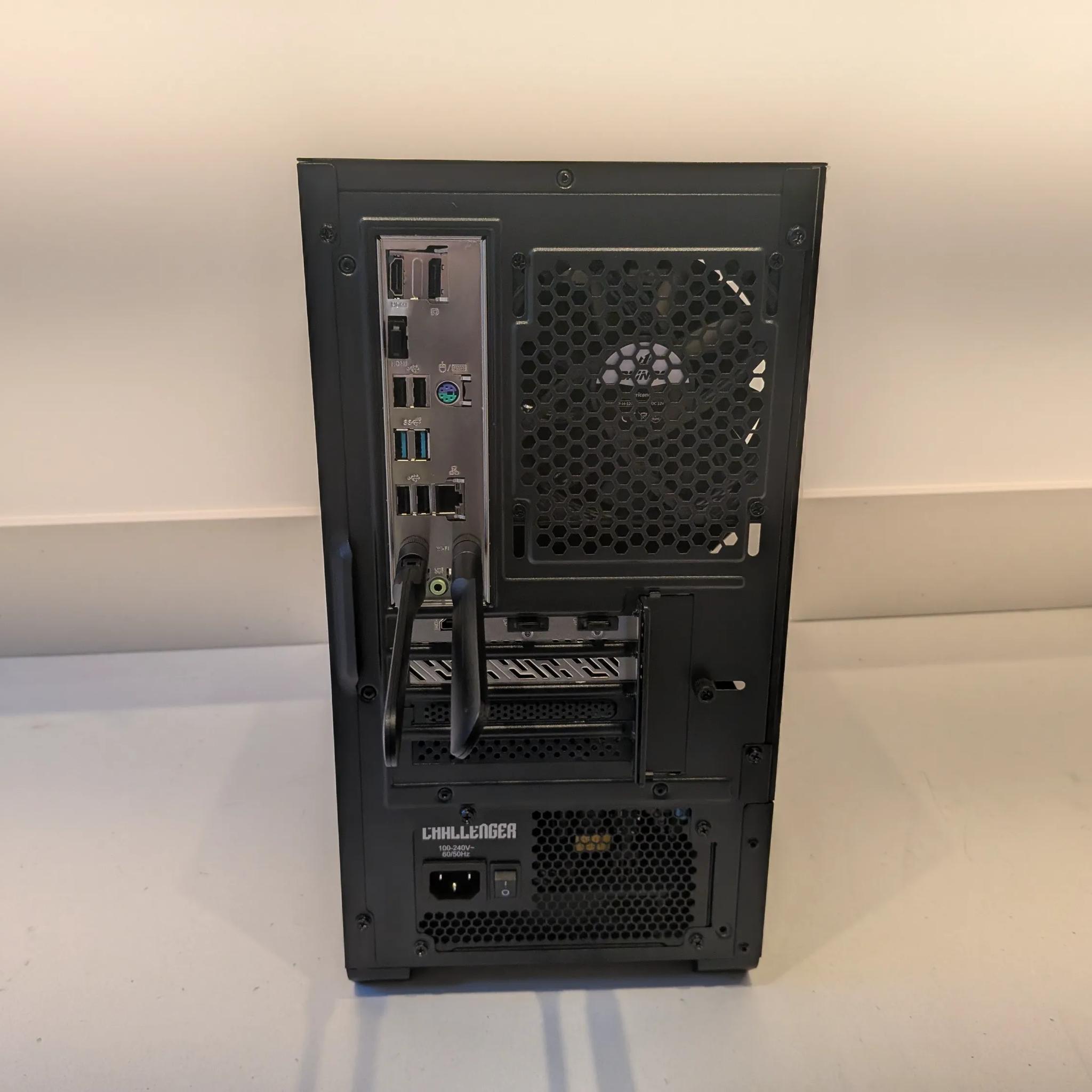 Wood Chopper - RX 9060 XT 16GB, Intel Core i5 12600, 32 GB RAM, 2 TB Gen 4 NVME