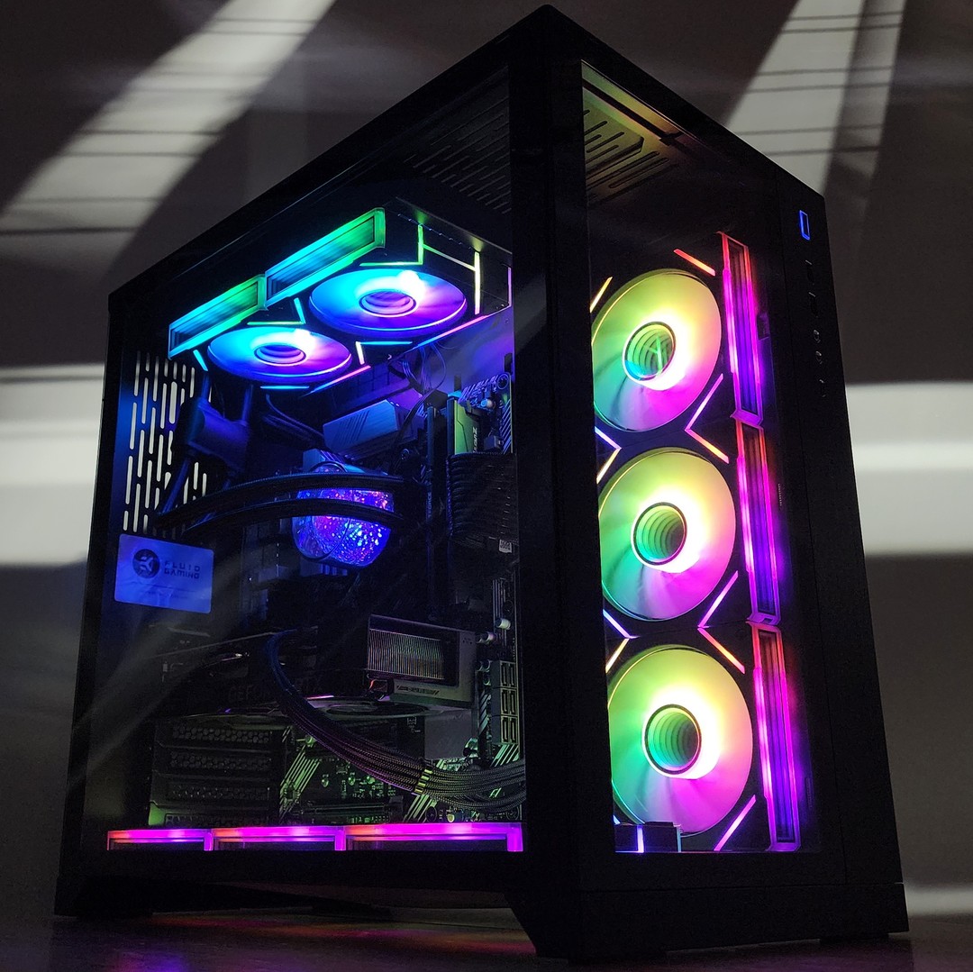 Gaming PC Ryzen 7 5700X 16GB RAM 1TB SSD RTX 4070 12GB Windows 11