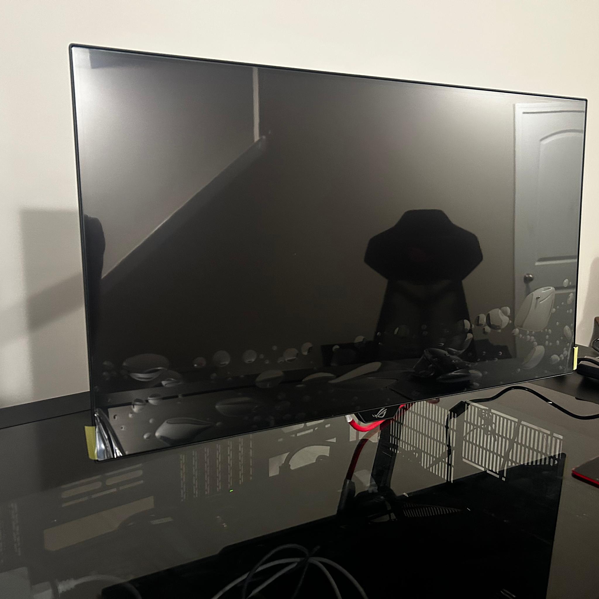 ASUS ROG 27” OLED (240hz) (2560x1440) Screen Protector Still Attached! (PG27AQDM)