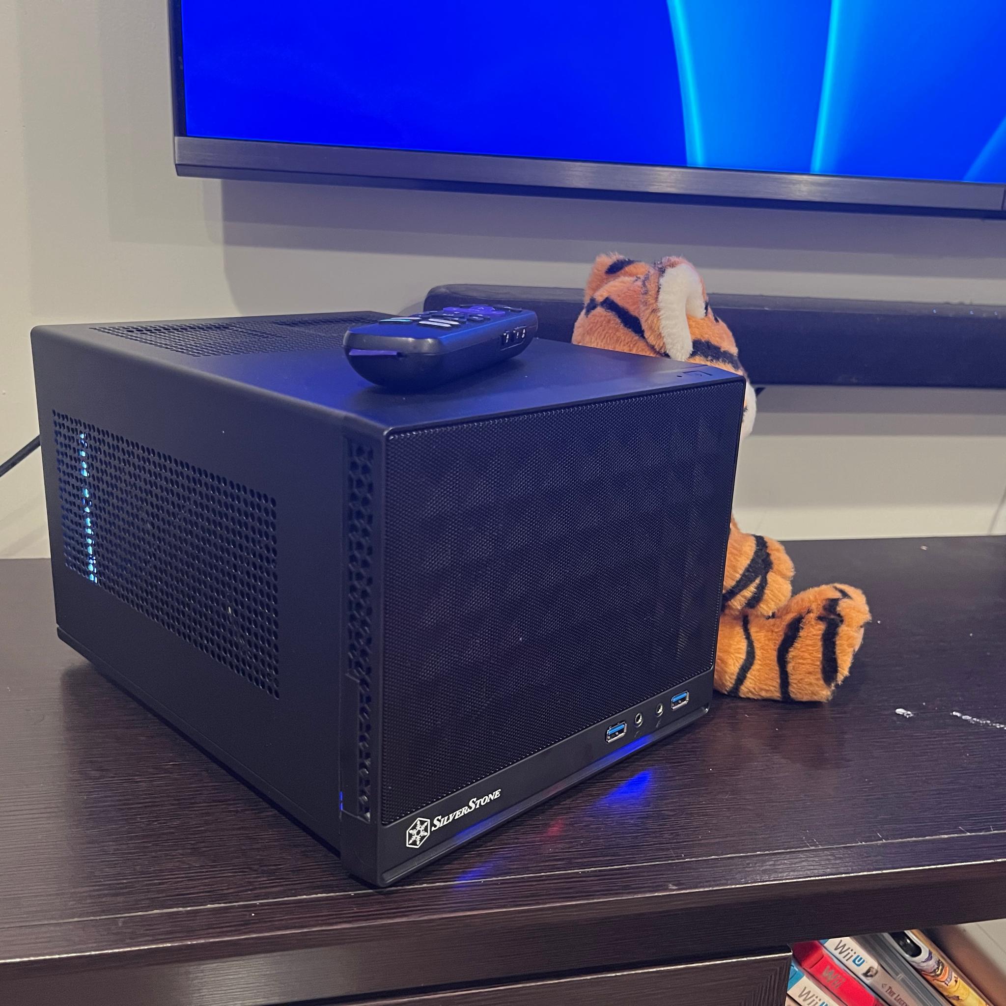 FUN MINI PC! - RTX 2080TI 11G - Ryzen 5 5500 - 16GB DDR4 3600MT/s
