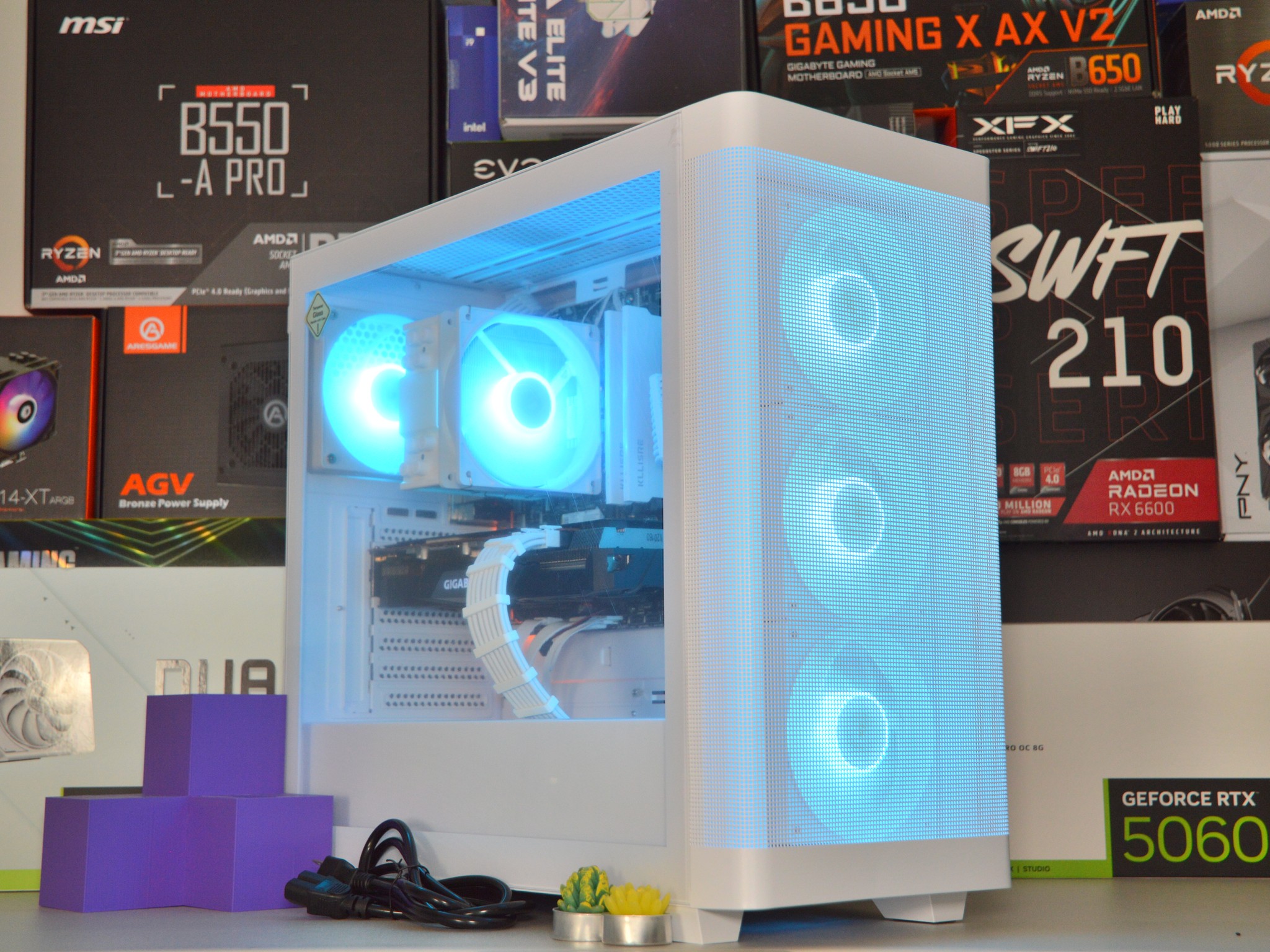 🧊🔨 | RX 5700XT 8GB | RYZEN 7 2700 | 16GB DDR4 RAM | 1TB NVME SSD | Ice Breaker |