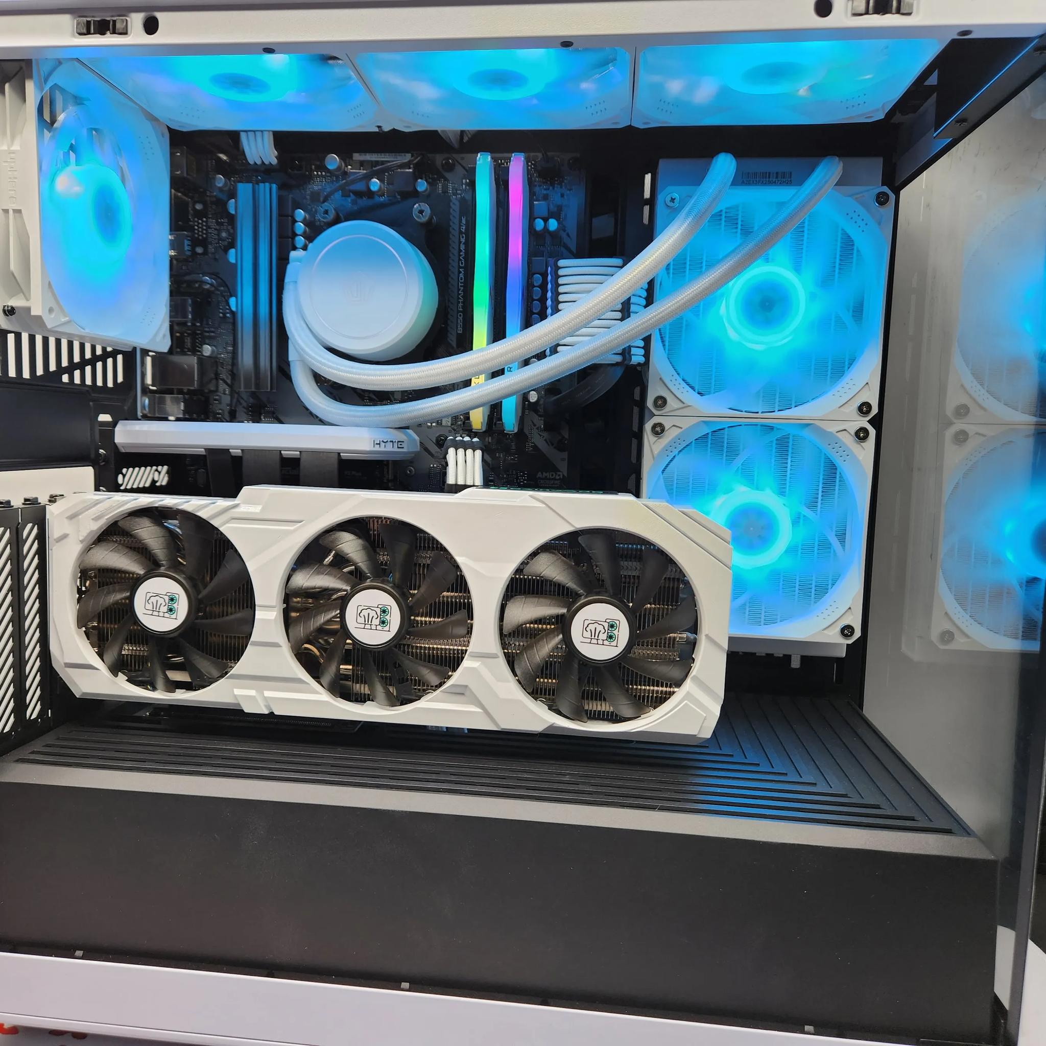 THE BEAST Gaming RIG Ryzen 7 / 32GB DDR 4/ 1TB GEN 4 SSD / RTX 3070 8GB