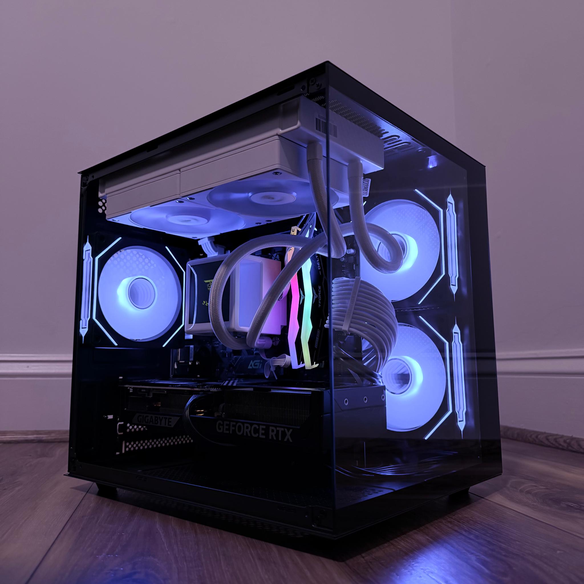 ❄️"Glacier Phantom"❄️| 1440p Gaming | RTX 5070 | Ryzen 5 7600X | 32B Ram | 1tb NVMe SSD | WiFi