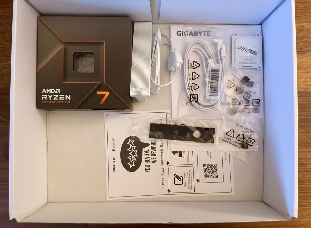 CPU + Mobo + RAM Combo | AMD Ryzen 7 7700X + Gigabyte X870 AORUS