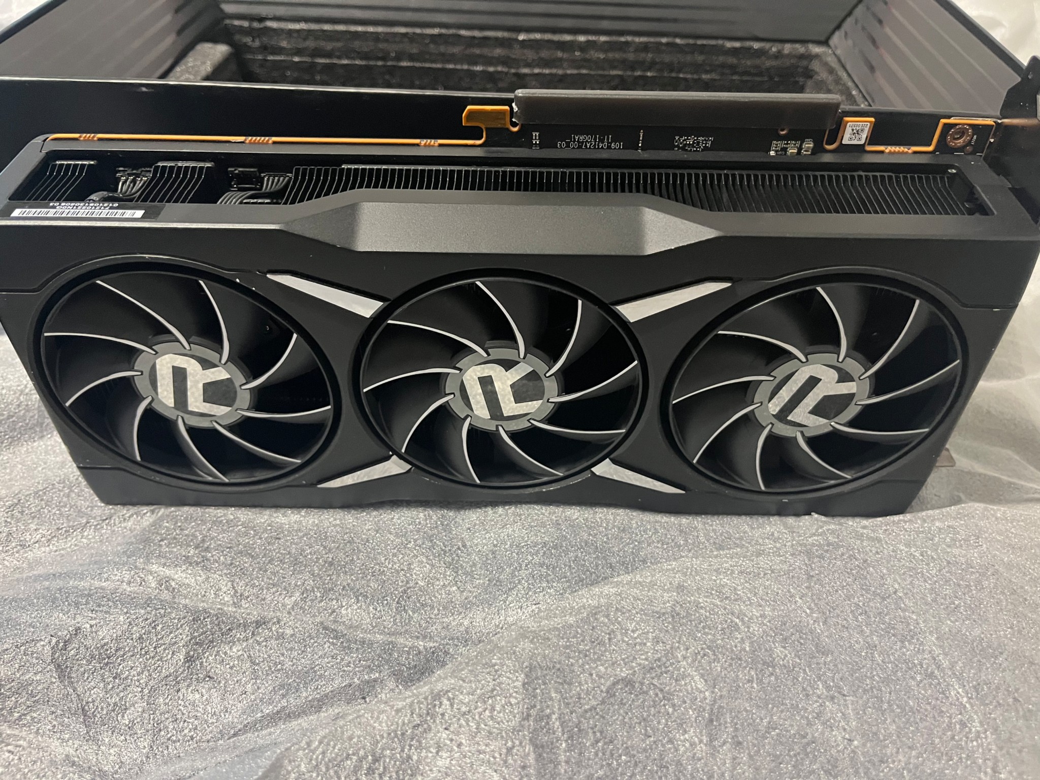 Overheating but working AMD 6900xt GPU