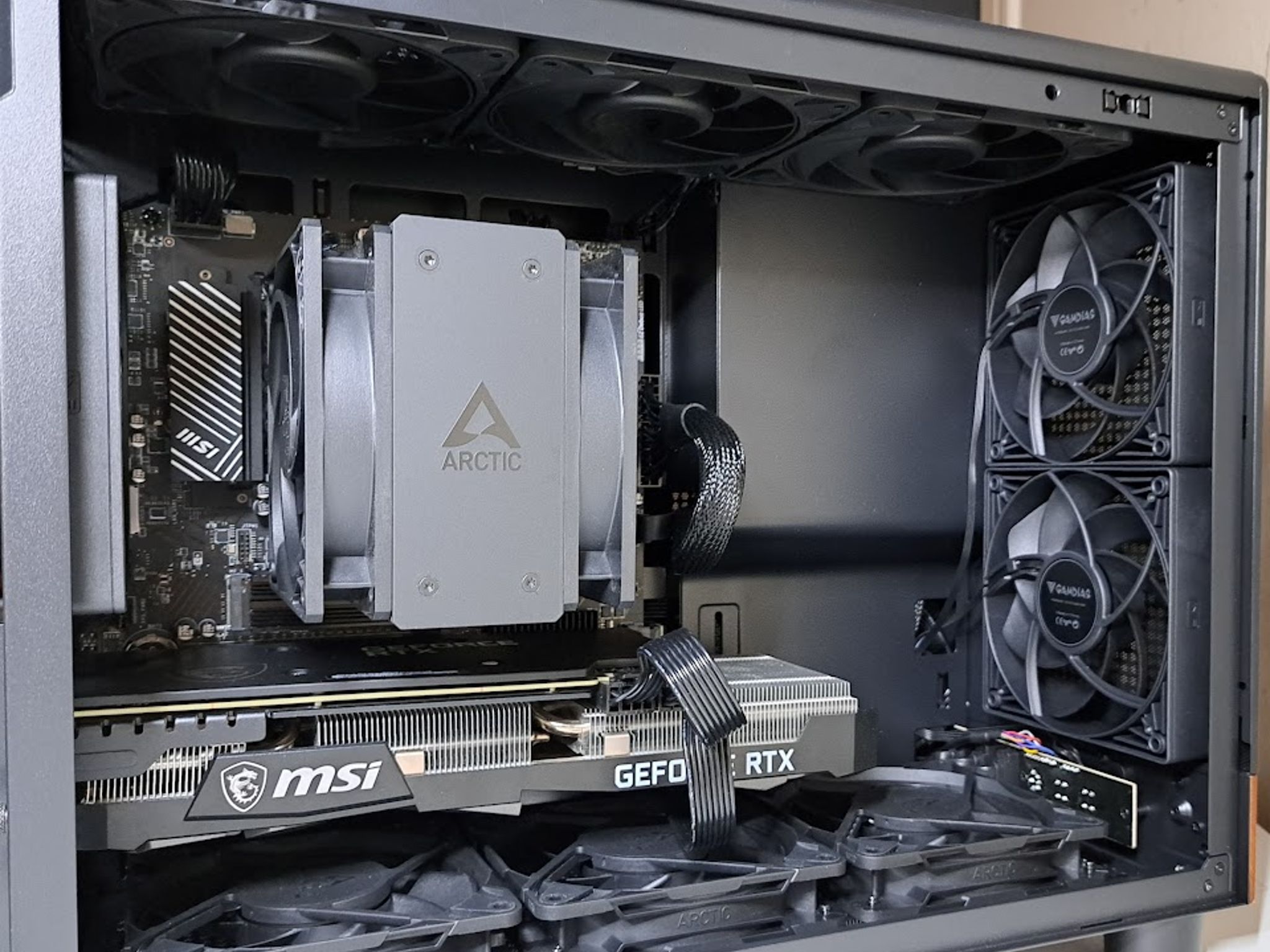 MSI Airflow Athena 🌪️⚔️ | Ryzen 5 7500F | RTX 3070 8G OC | 32GB DDR5 | 1TB NVME | 850W PSU