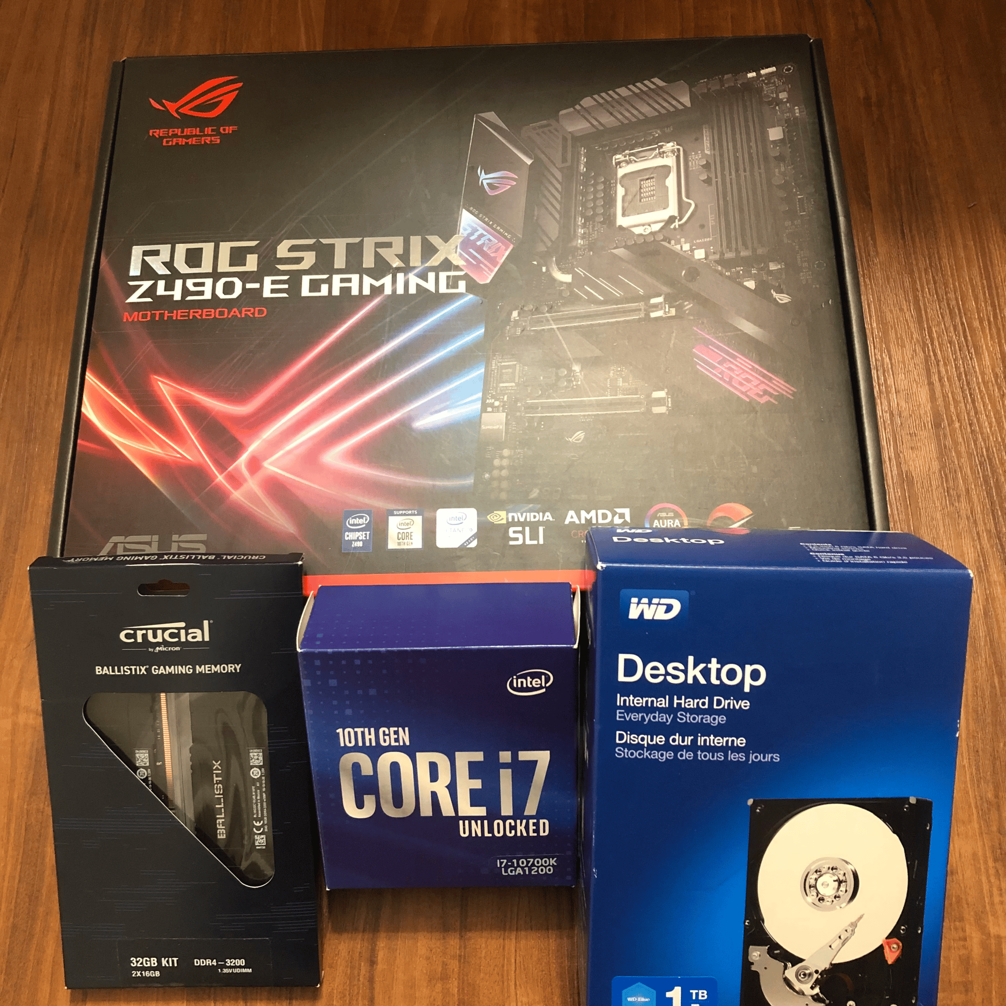 Combo: I7-10700k + Asus Z490E + 32GB RAM (3200mhz) + 1TB HHD