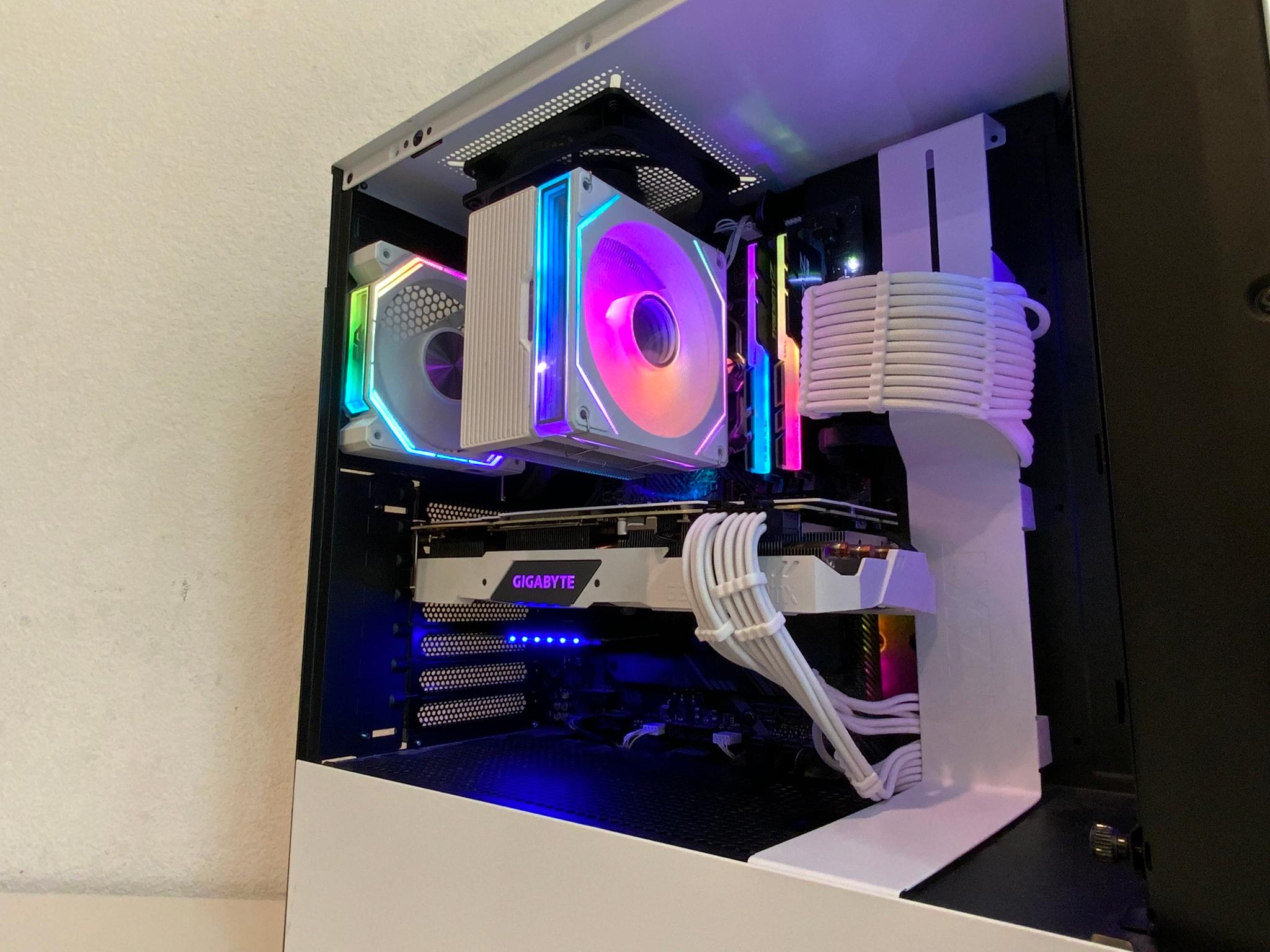 ❄️ RTX 2070 SUPER | RYZEN 7 3700X | 512GB SSD | 16GB DDR4 | 650W | WHITE ❄️