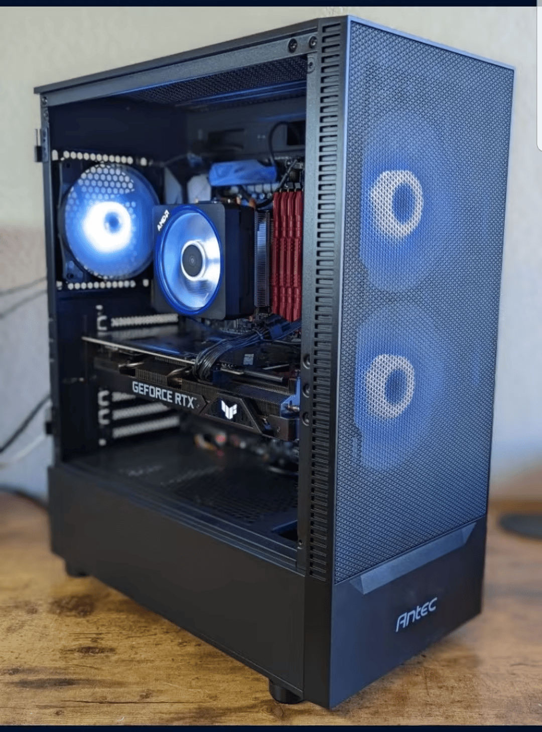 AMD Ryzen 7 3800x // GeForce RTX 3060ti // 32GB 3600mhz
