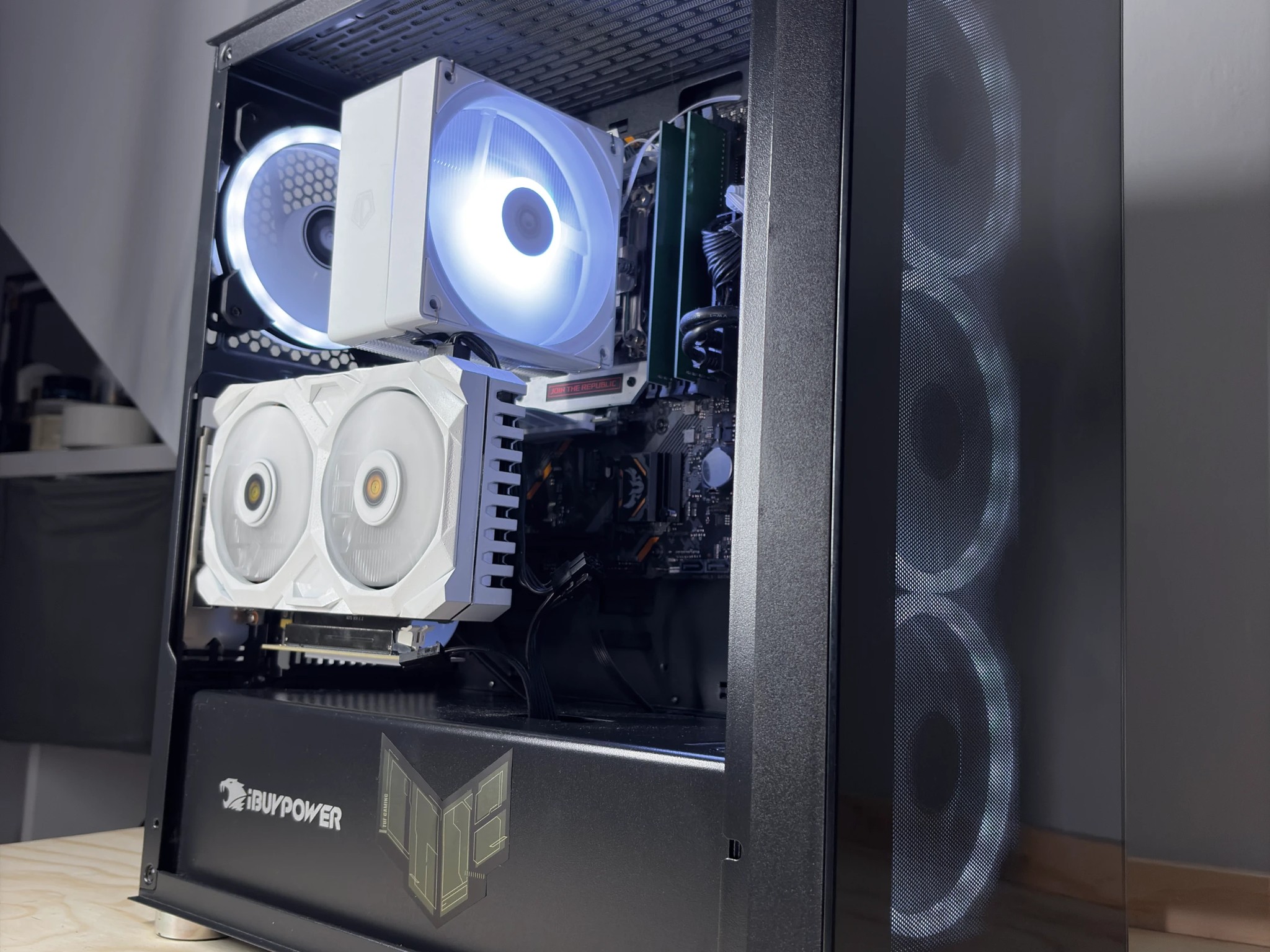 Custom Gaming PC / I7 + GTX 1660 Ti / SSD / Ready to Play!