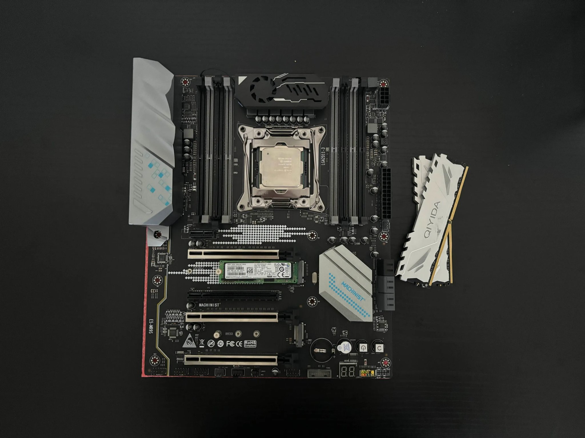 Machinist X99, i7-6900k, 16GB RAM, 256GB NVMe