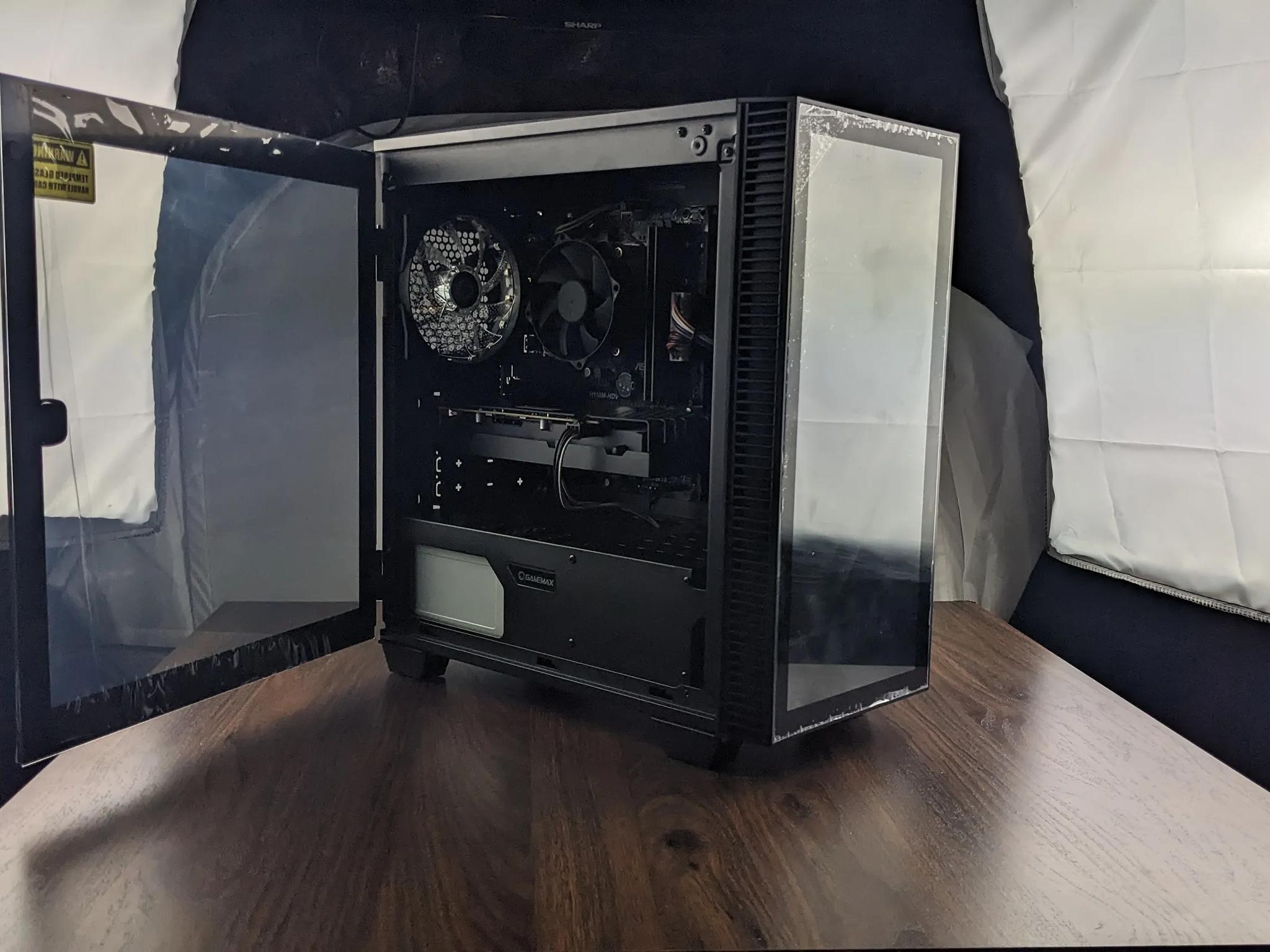 GamerSxin Custom 1440p Gaming PC, i5-6600, 5600XT, 8GB DDR4, 1TB SSD.