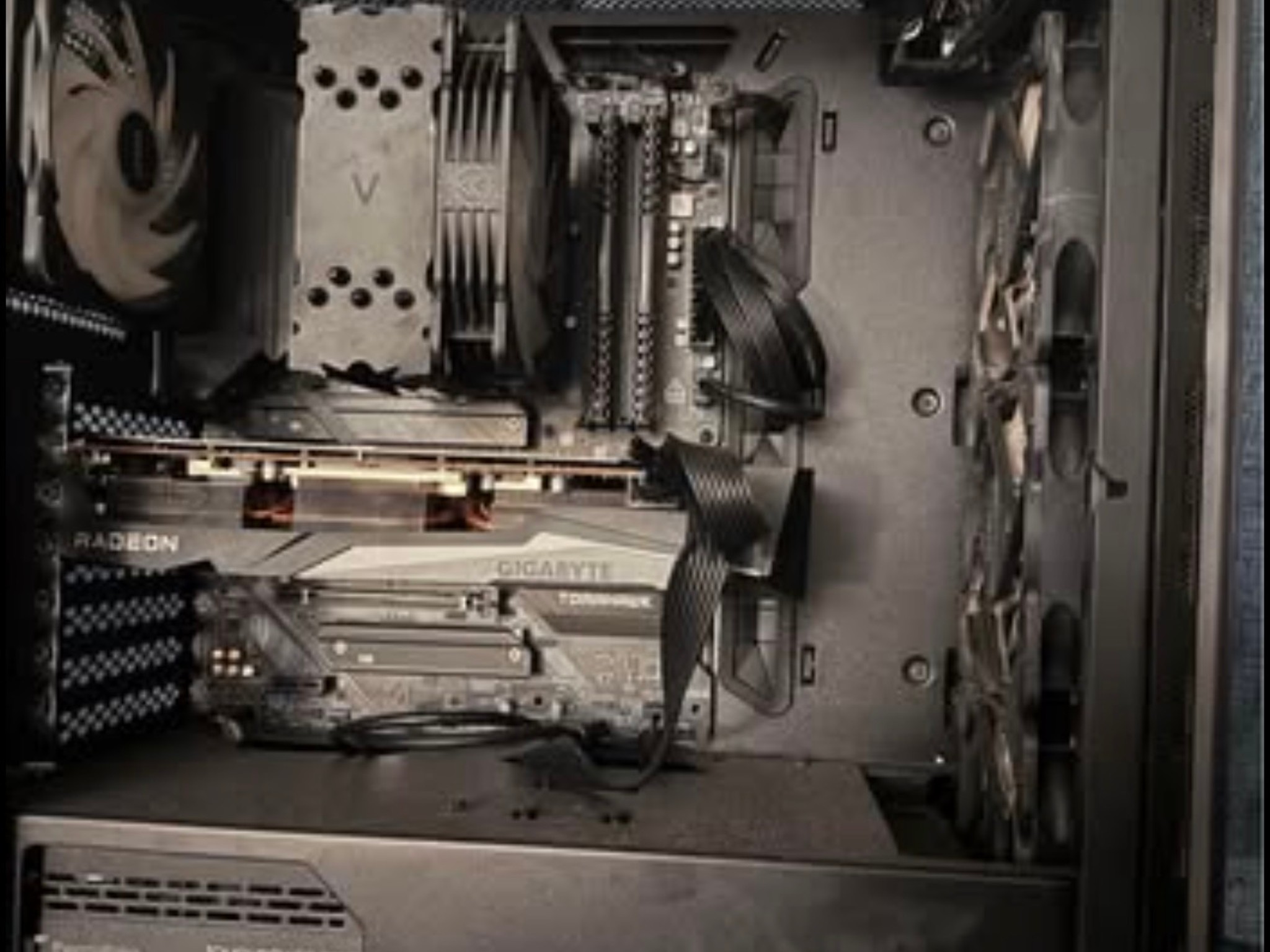 Custom Gaming PC Build and components