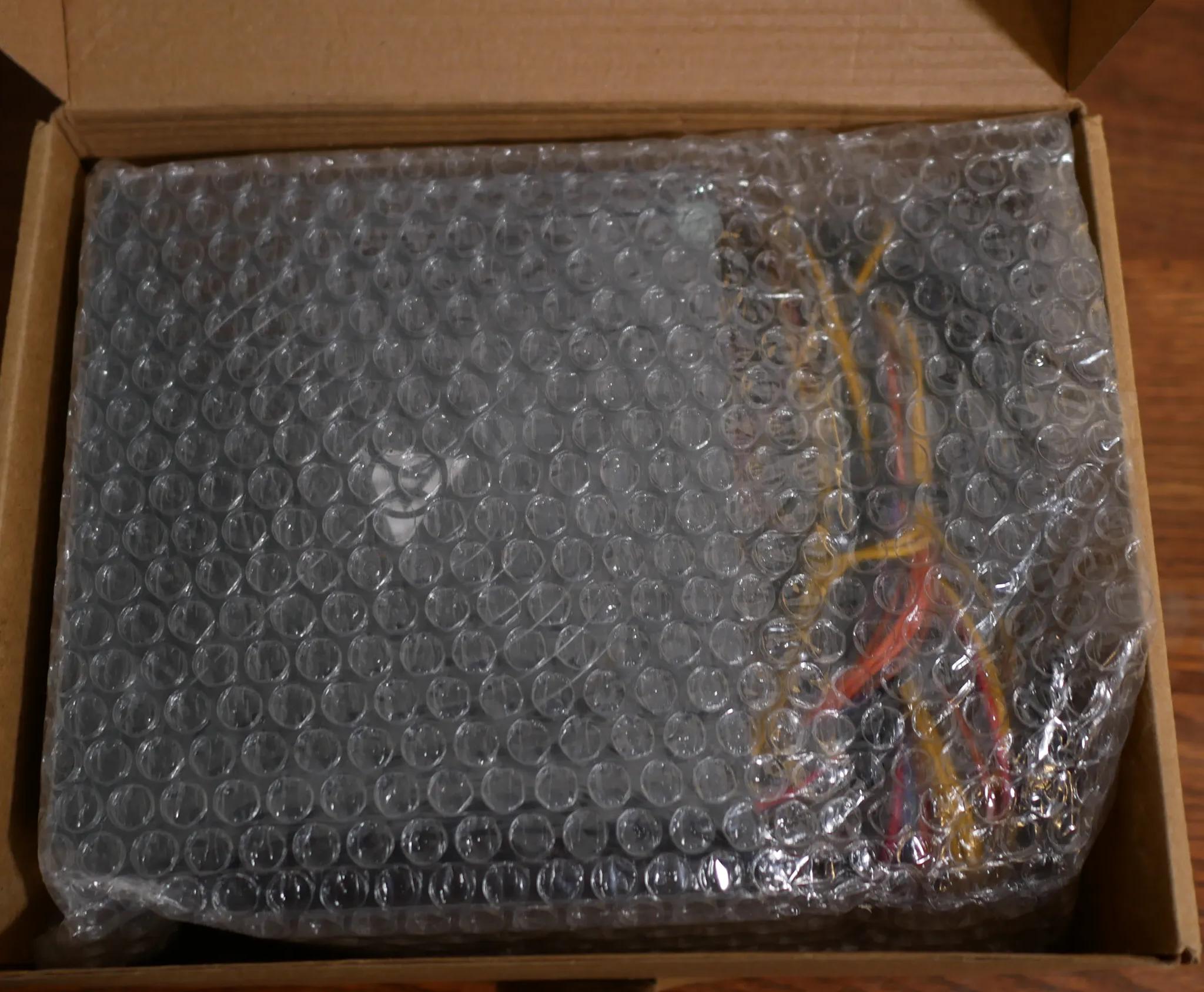 APEVIA VENUS500W Venus 500W ATX Power Supply with Auto-Thermally Controlled 120mm Fan