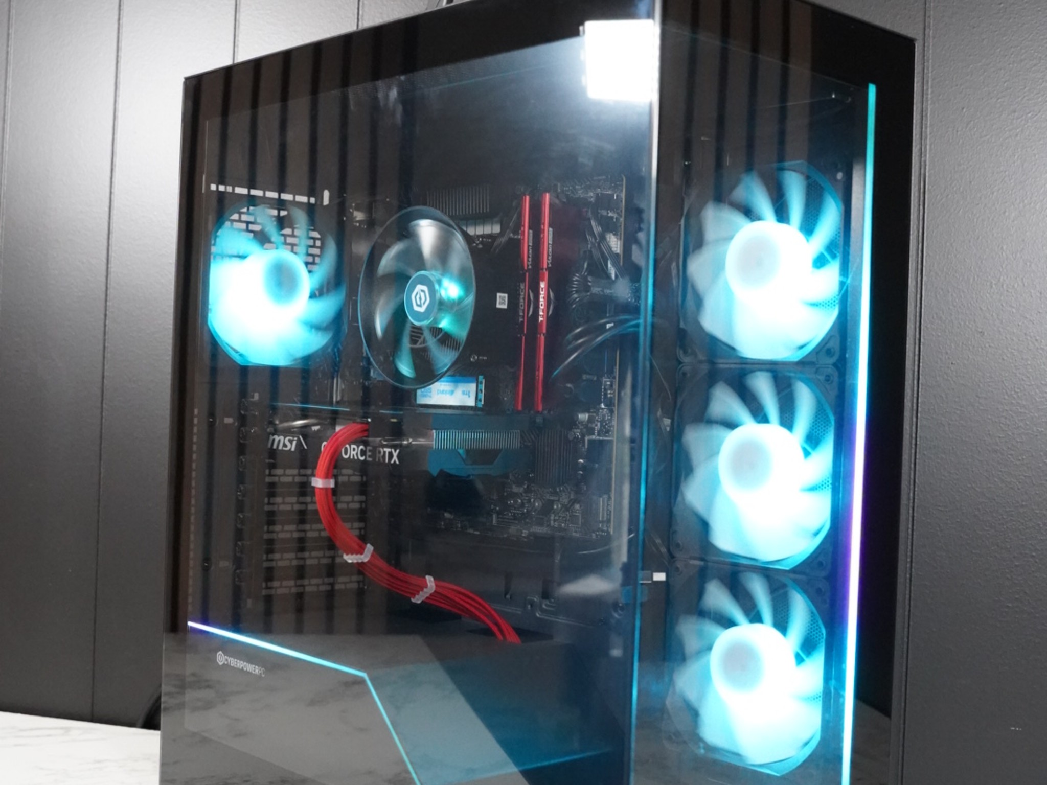 Gaming PC - RTX 4060 | 32GB DDR5 | 14400F | 1TB SSD | WiFi | 1440p | Cyberpower