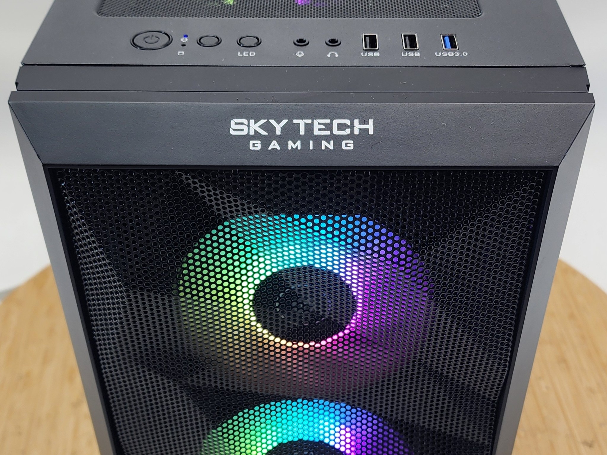 Gaming PC i7-7700 16GB RAM 512GB SSD RTX 3050 6GB Windows 11 Computer
