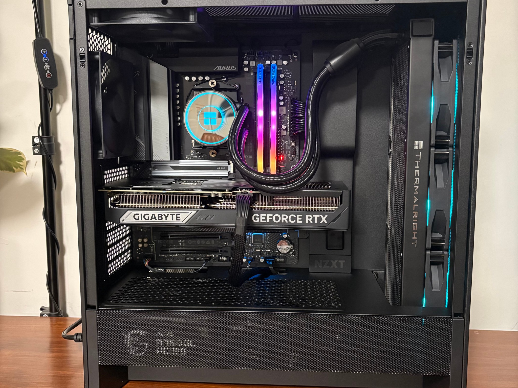 RTX 5070 Ti | Ryzen 7 7800X3D | 32GB DDR5 | 2TB NVMe | 750W PSU | 360mm AIO | ATX Case