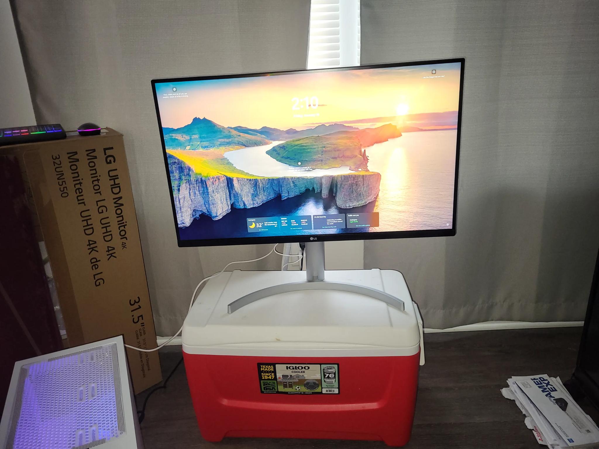 LG 32" UHD 4K FreeSync Monitor