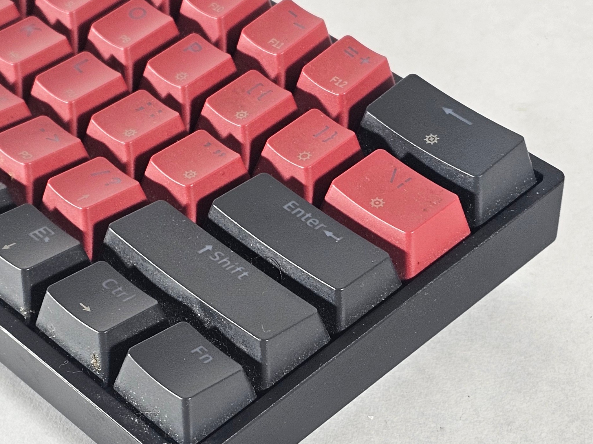 Skyloong GK61 60% Mechanical Gaming Keyboard - Black/Red Wired