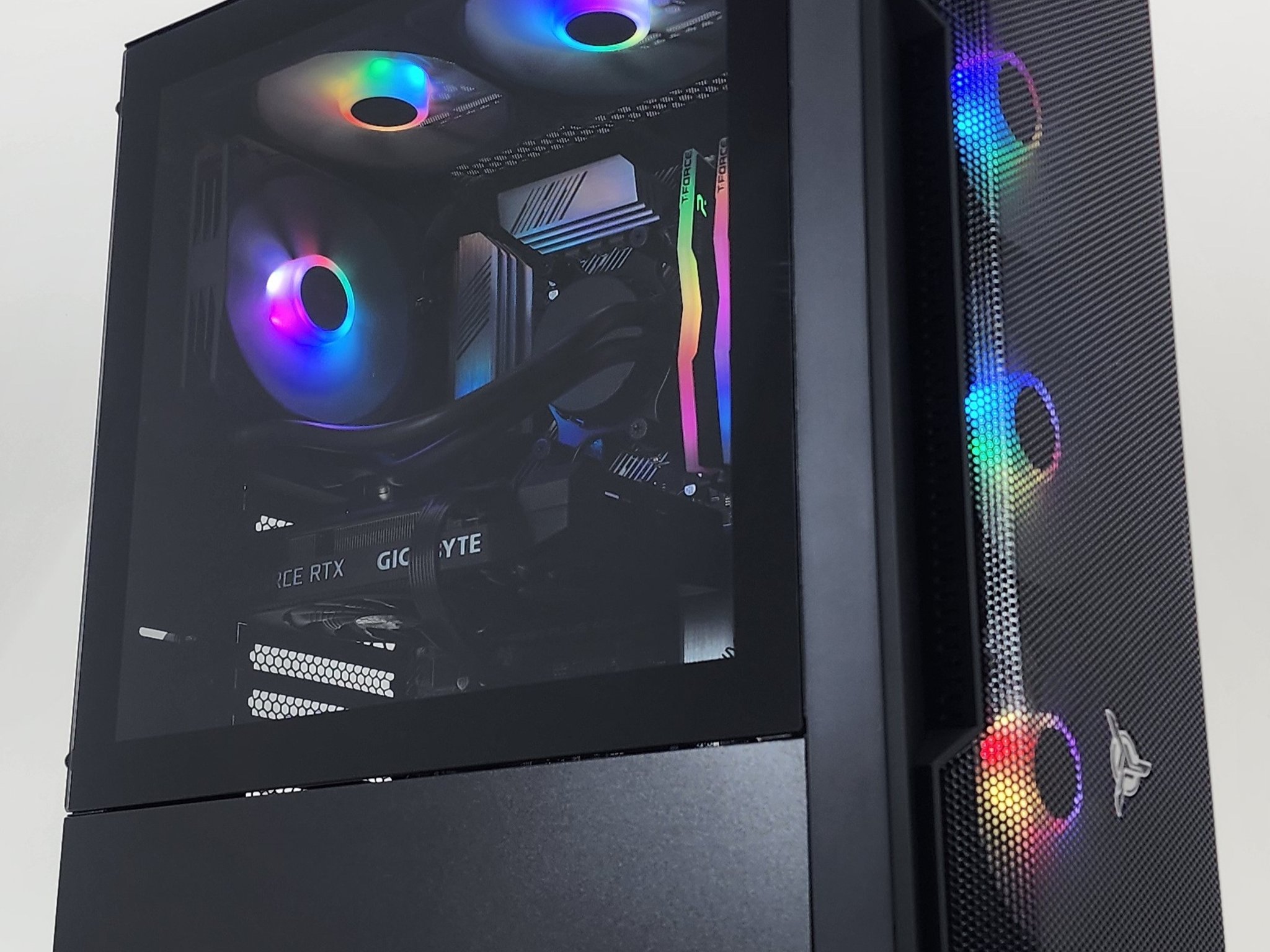 Gaming PC Ryzen 5 5600X 16GB RAM 512GB SSD RTX 3060 12GB Windows 11 Computer