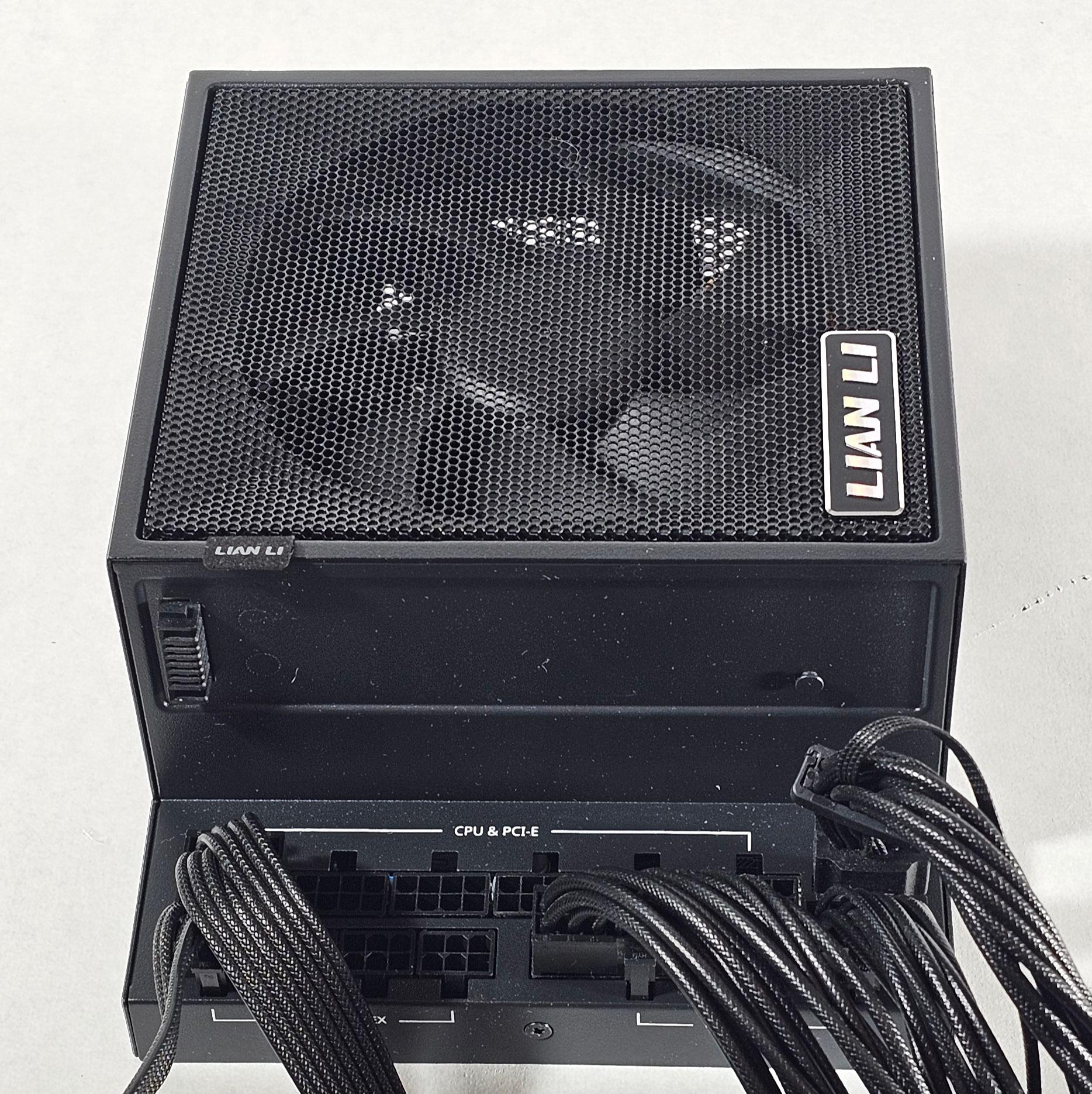 LIAN LI EG1000G 1000W Gold Power Supply