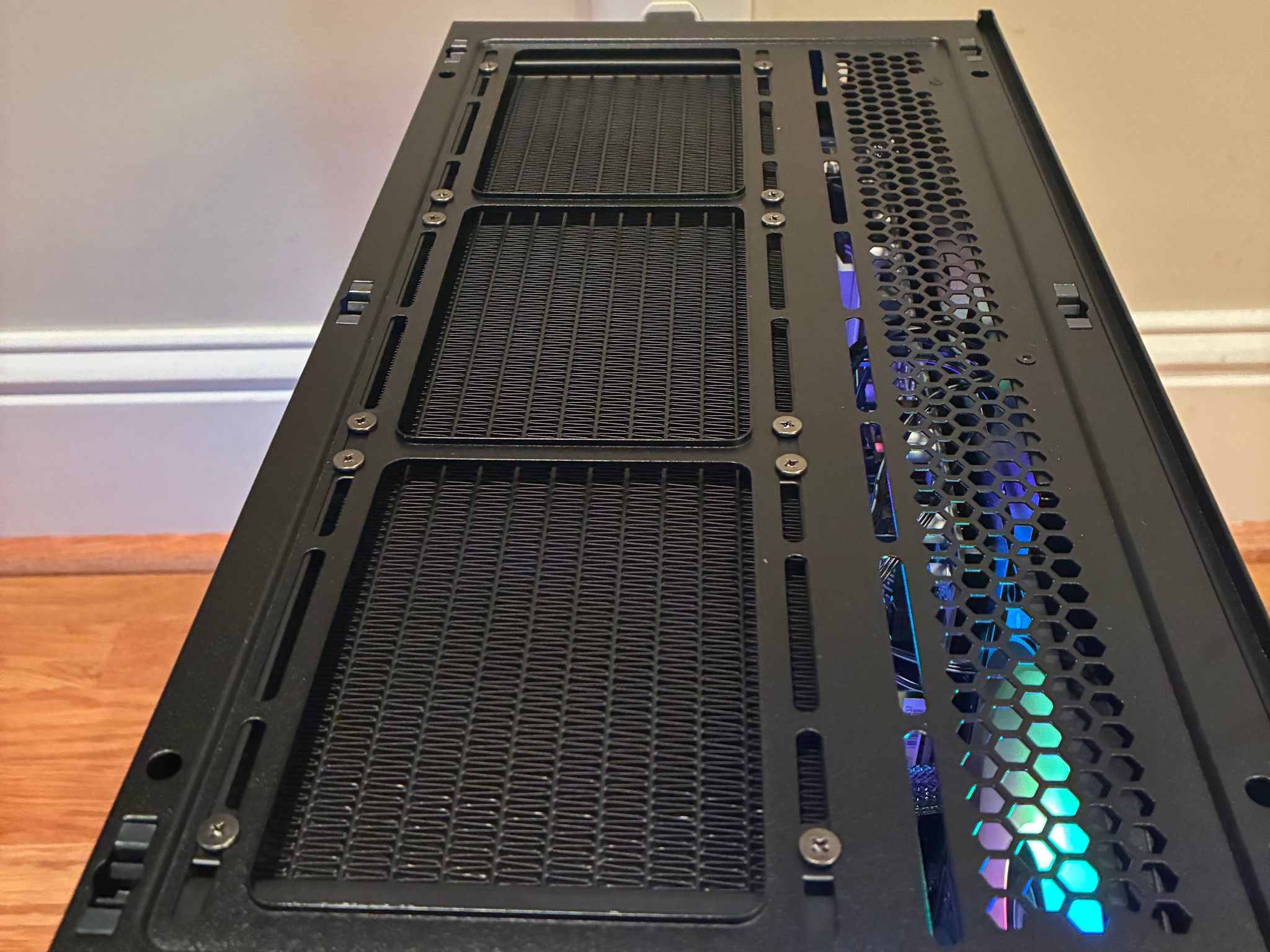 RX 9070 XT RYZEN 7 7700X 4K CUSTOM GAMING PC 32GB DDR5 1TB NVME SSD WIFI 6E WINDOWS 10/11